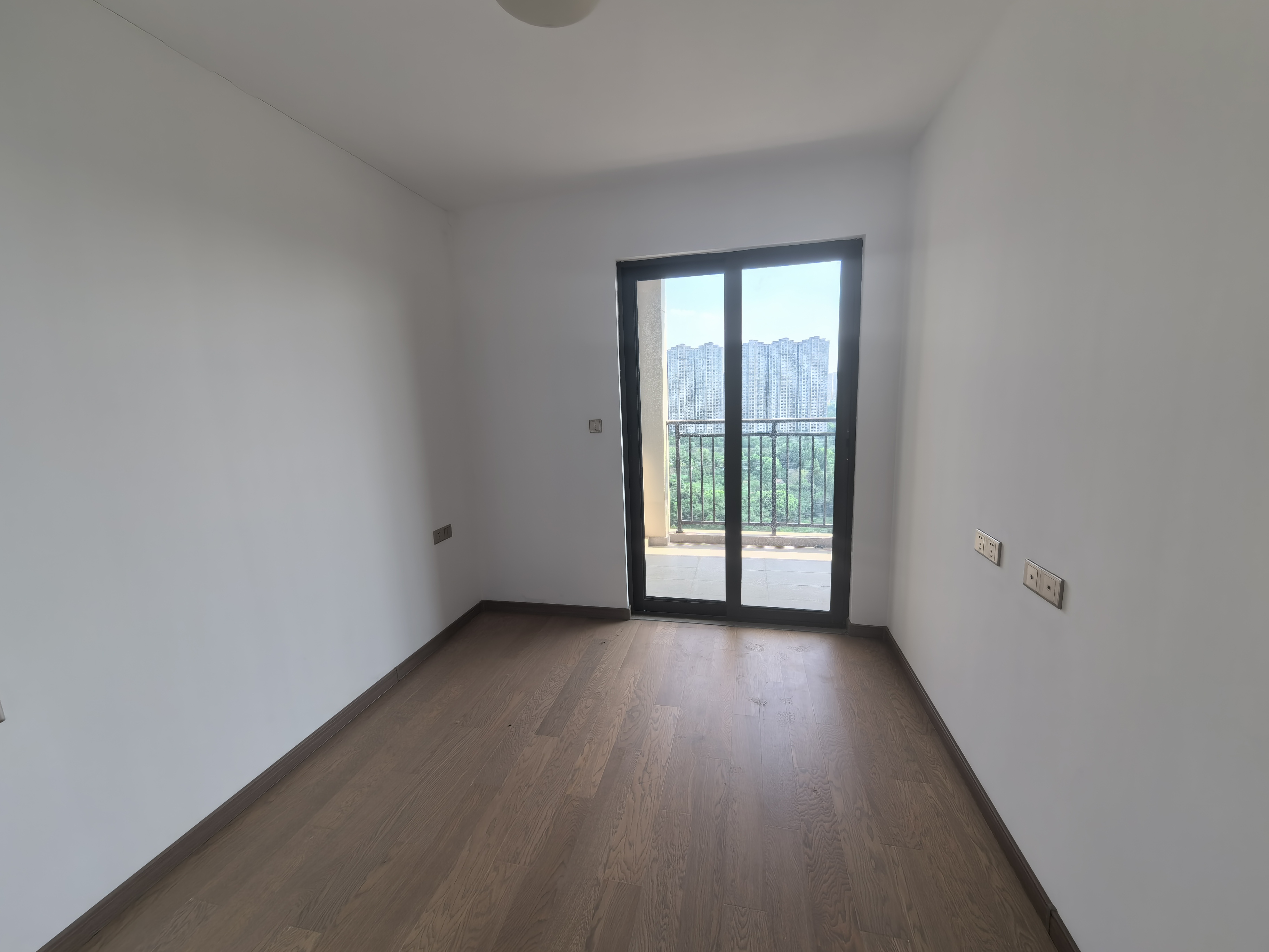 中海上东区 3室2厅2卫 127.23m&sup2;