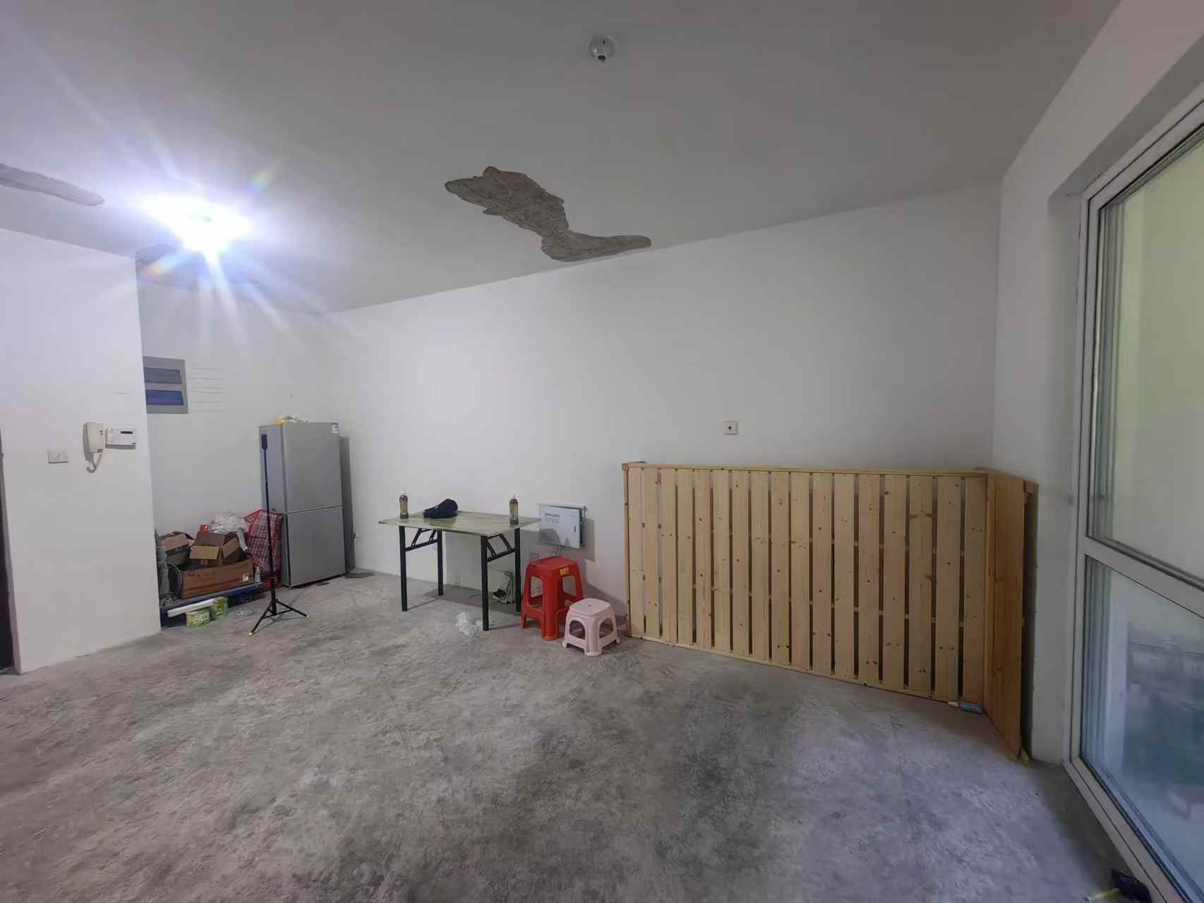 世濠花园 1室1厅1卫 68m&sup2;