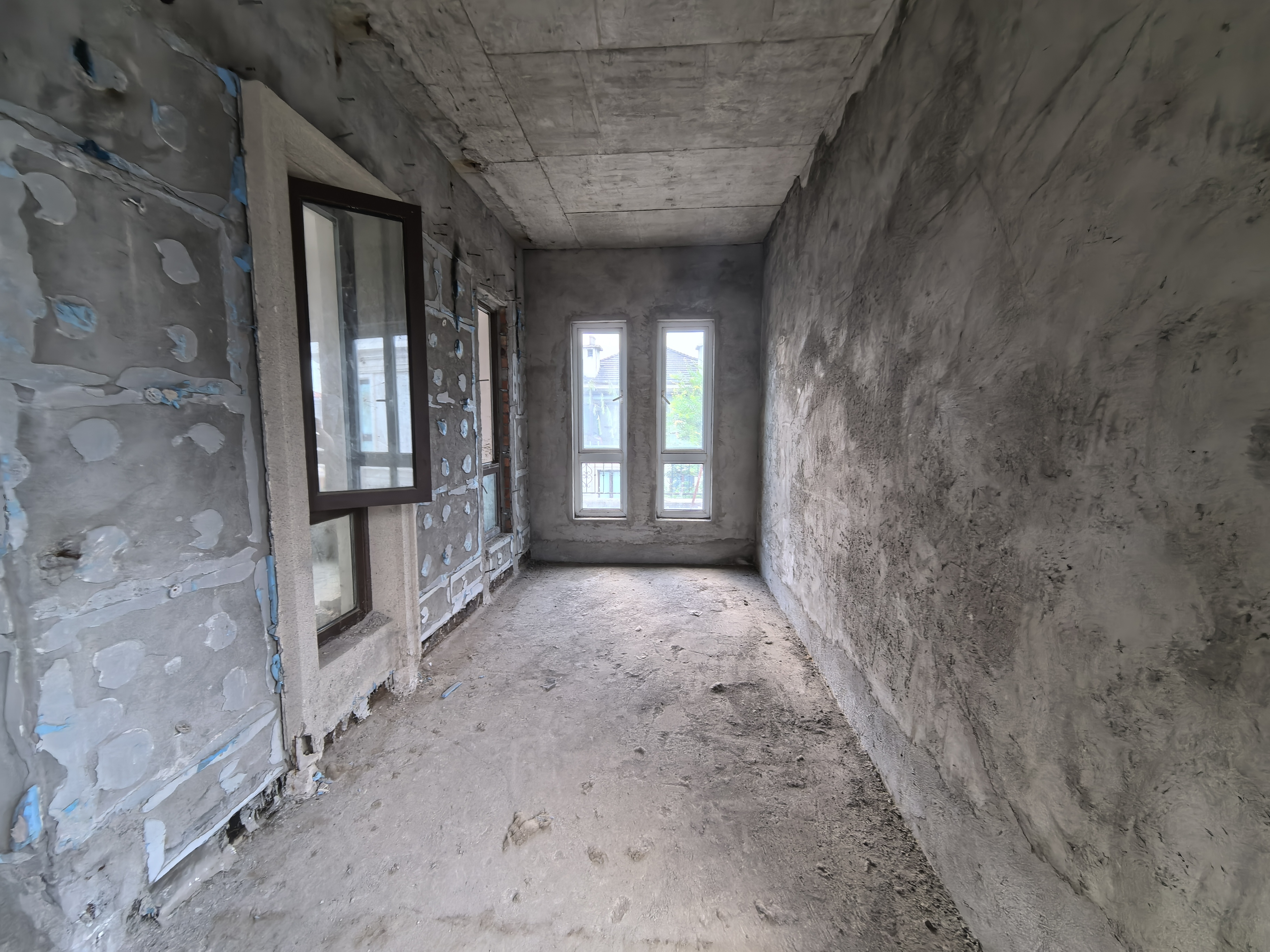 顺发御园 5室2厅3卫 260m&sup2;