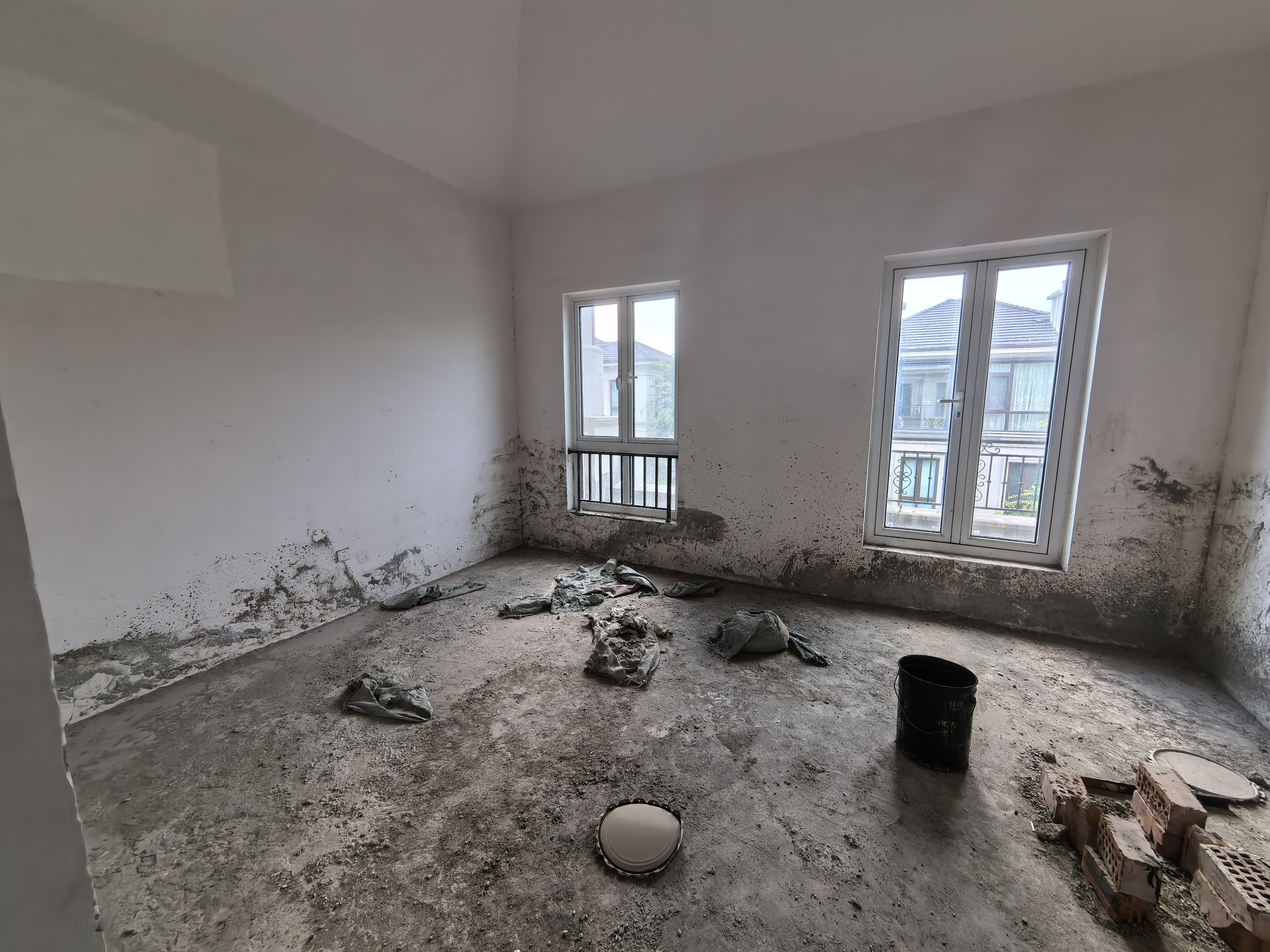 顺发御园 5室2厅3卫 260m&sup2;