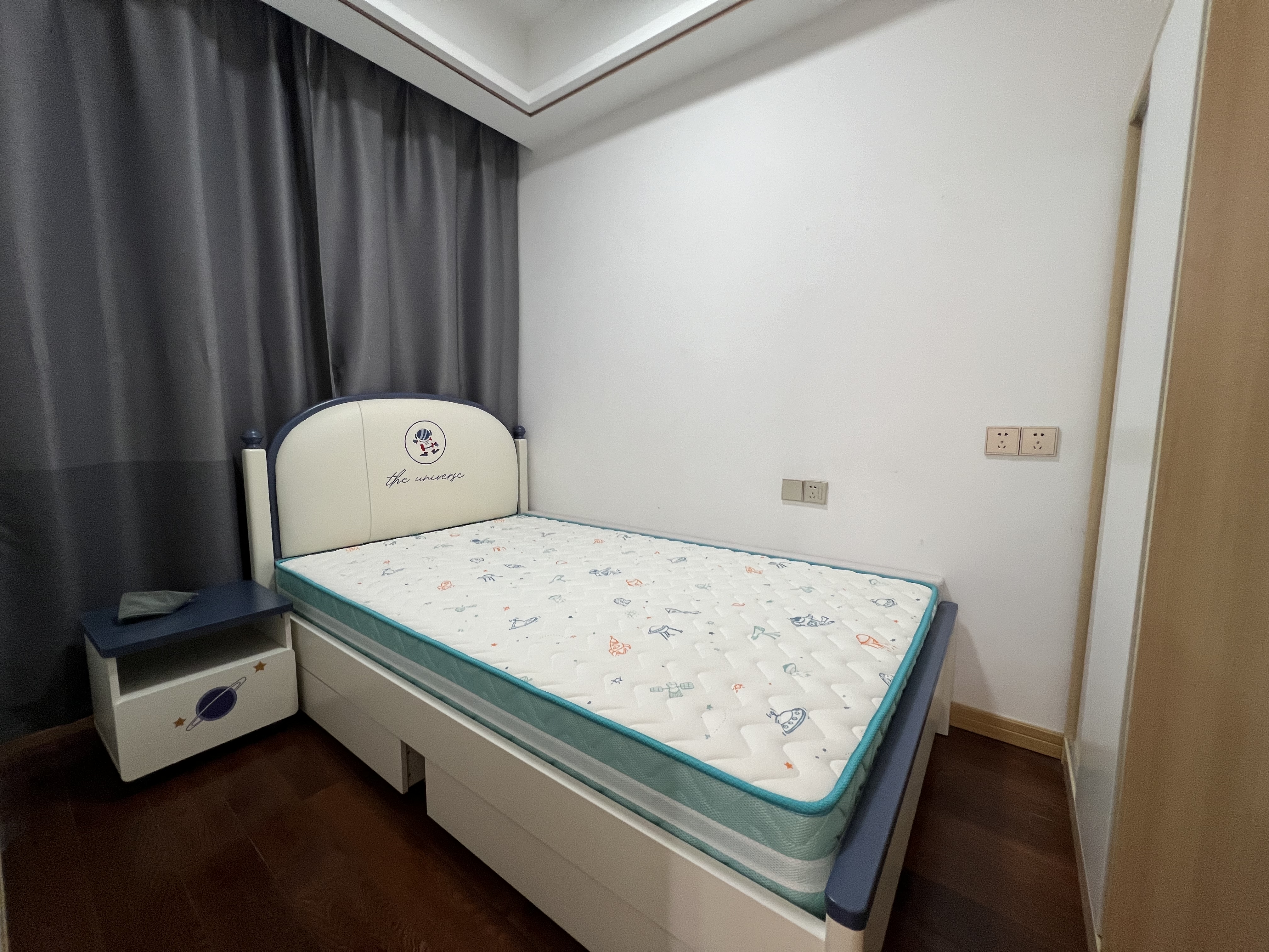 中南世纪花城三期 3室2厅1卫 99.87m&sup2;