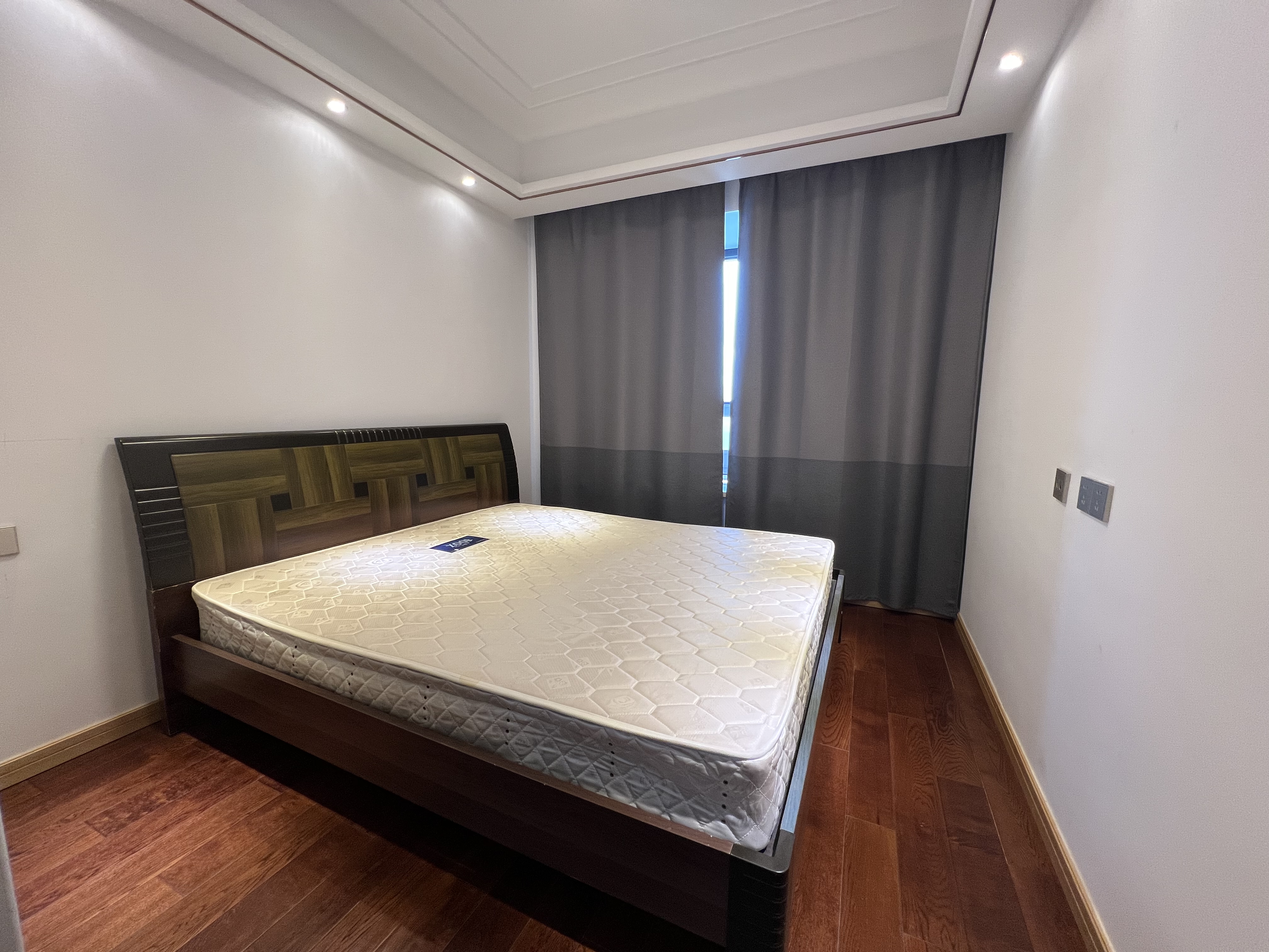 中南世纪花城三期 3室2厅1卫 99.87m&sup2;