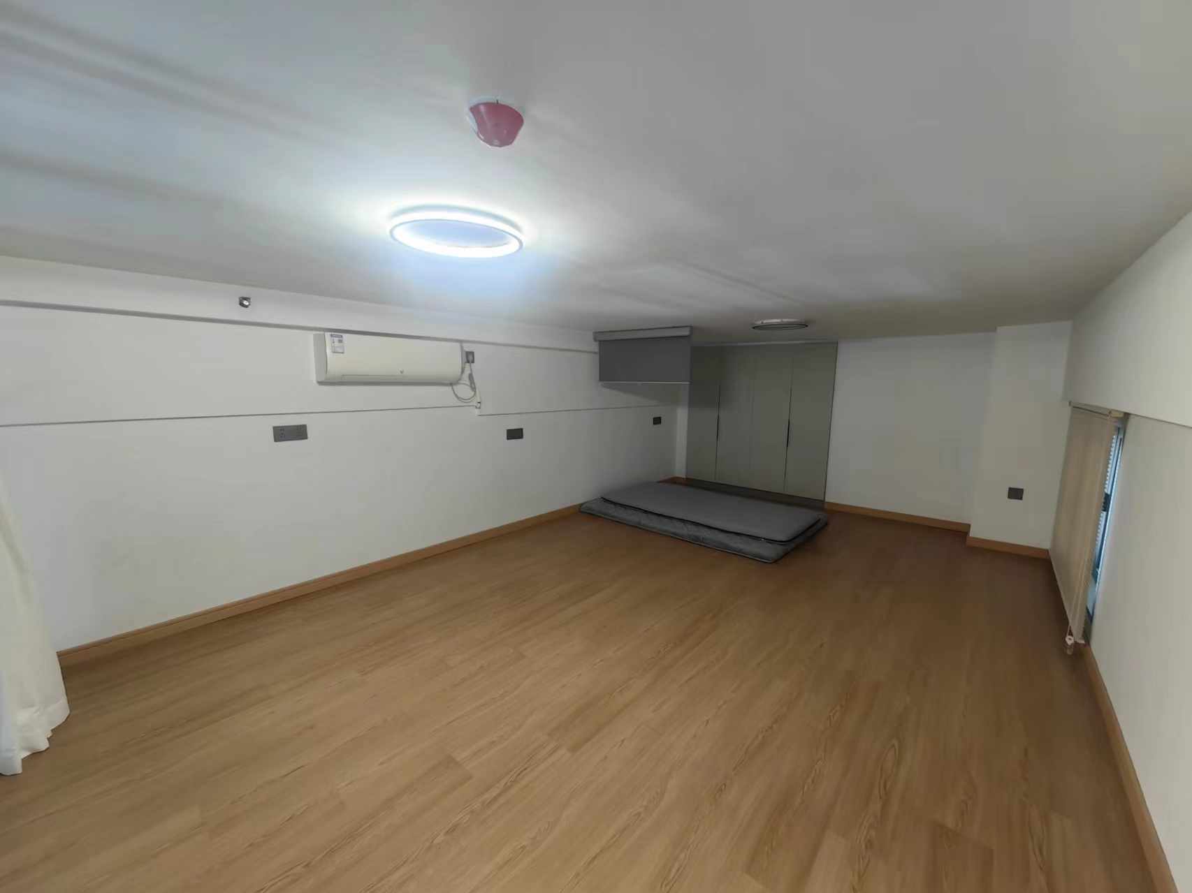 红星天铂 2室2厅1卫 79m&sup2;