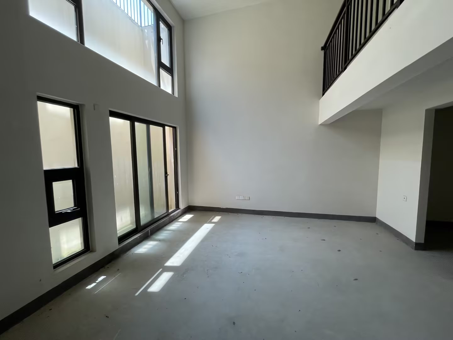 春风南岸西园 3室2厅1卫 138m&sup2;