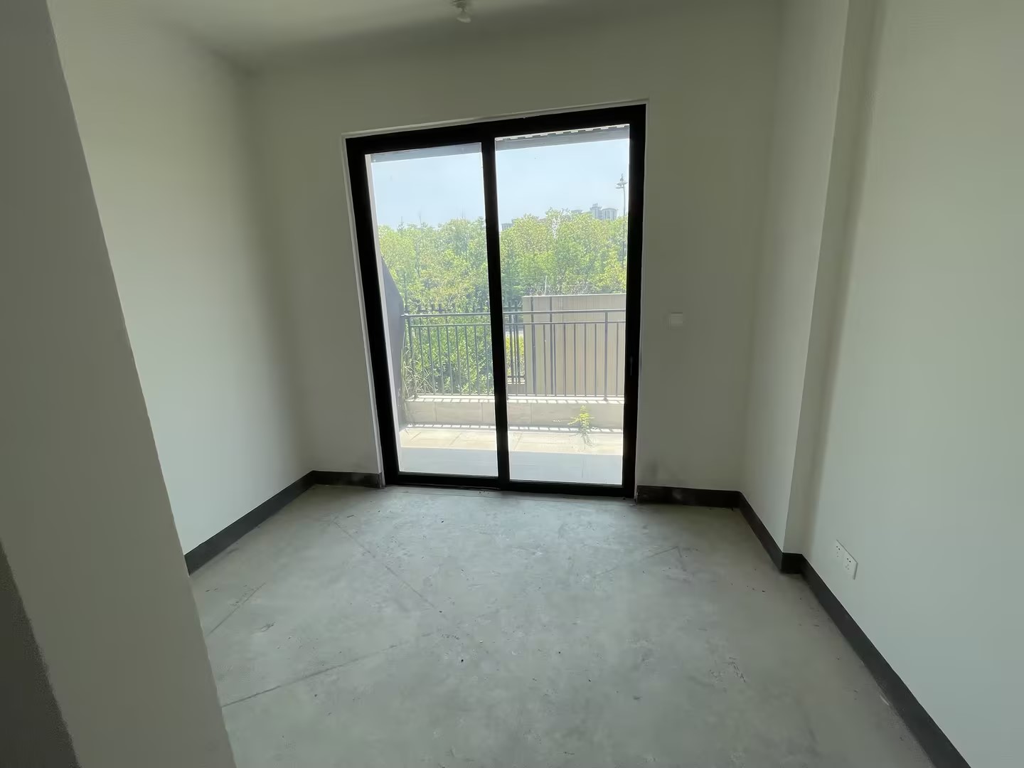 春风南岸西园 3室2厅1卫 138m&sup2;