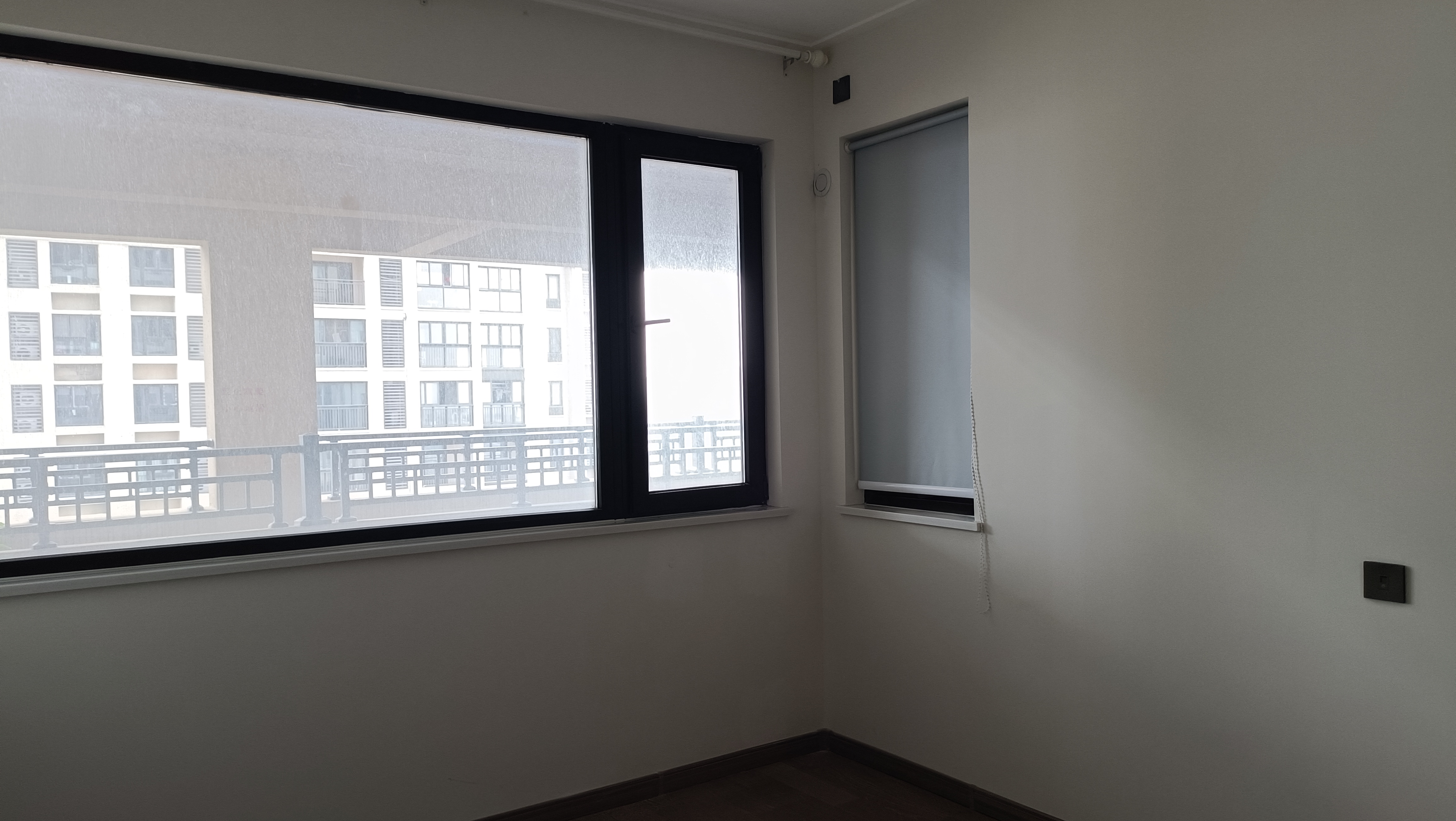 万科有湖(翡翠心湖) 3室2厅2卫 126m&sup2;