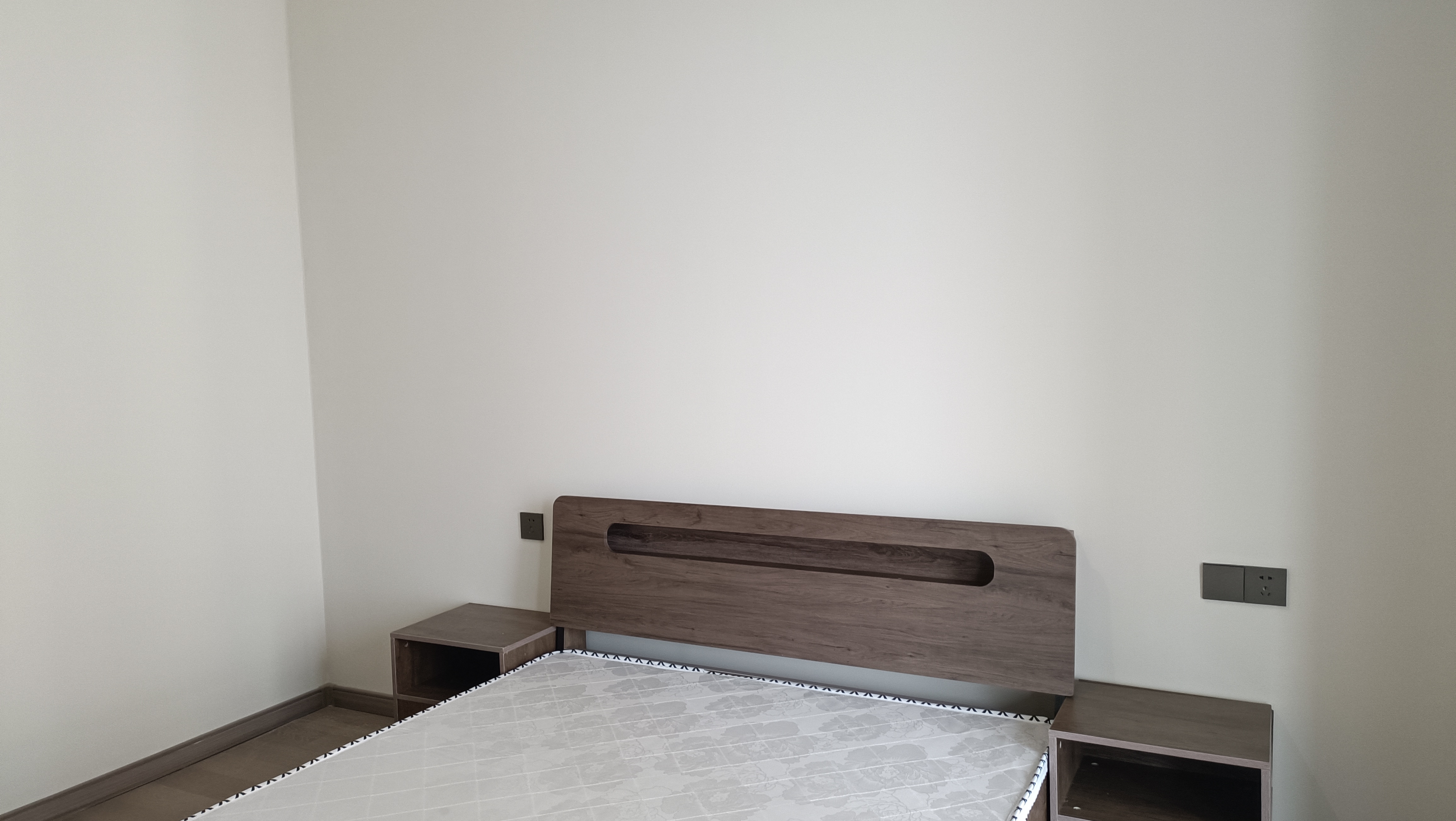 万科有湖(翡翠心湖) 3室2厅2卫 126m&sup2;