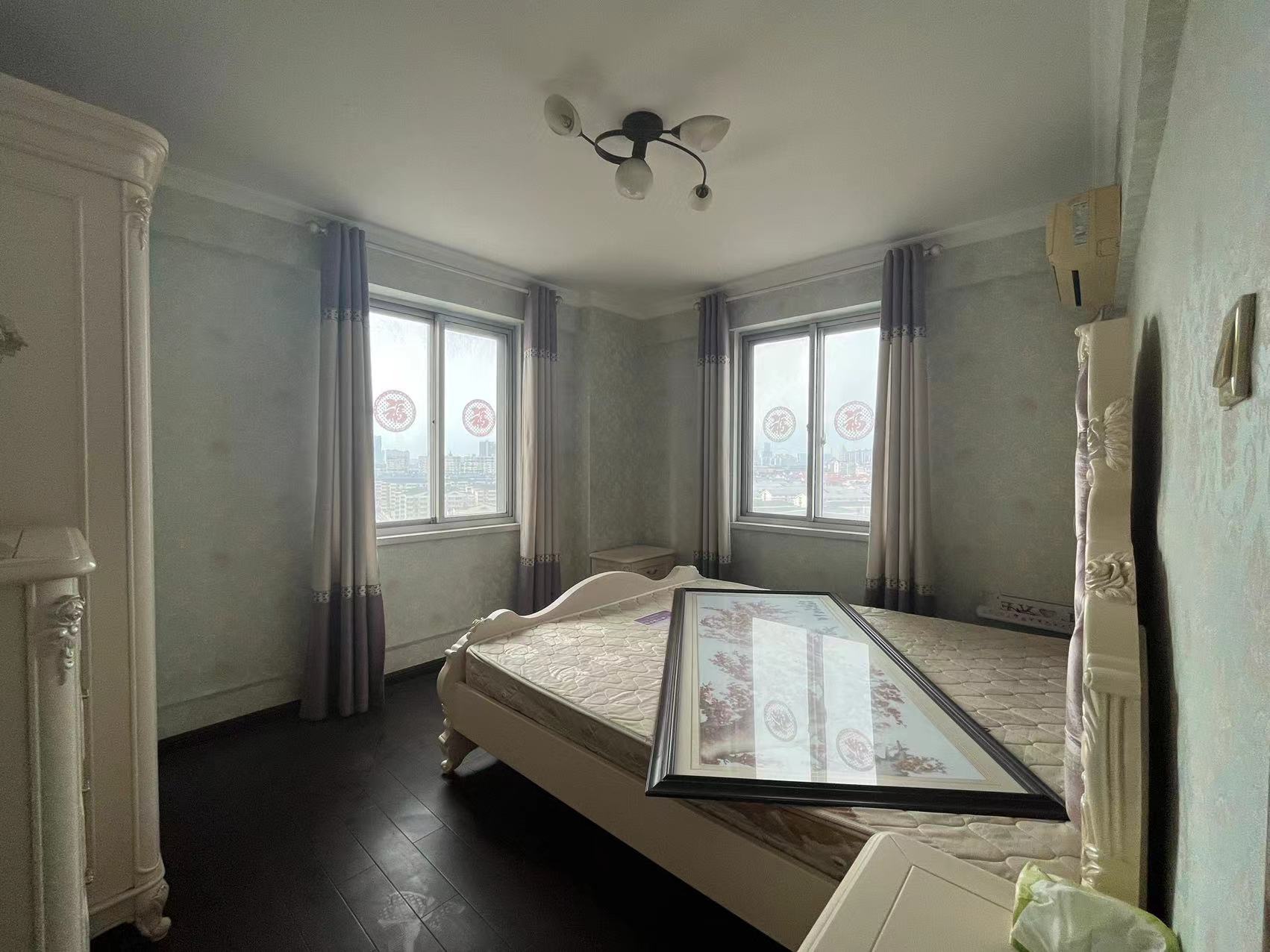 中南大厦 3室2厅1卫 108.96m&sup2;