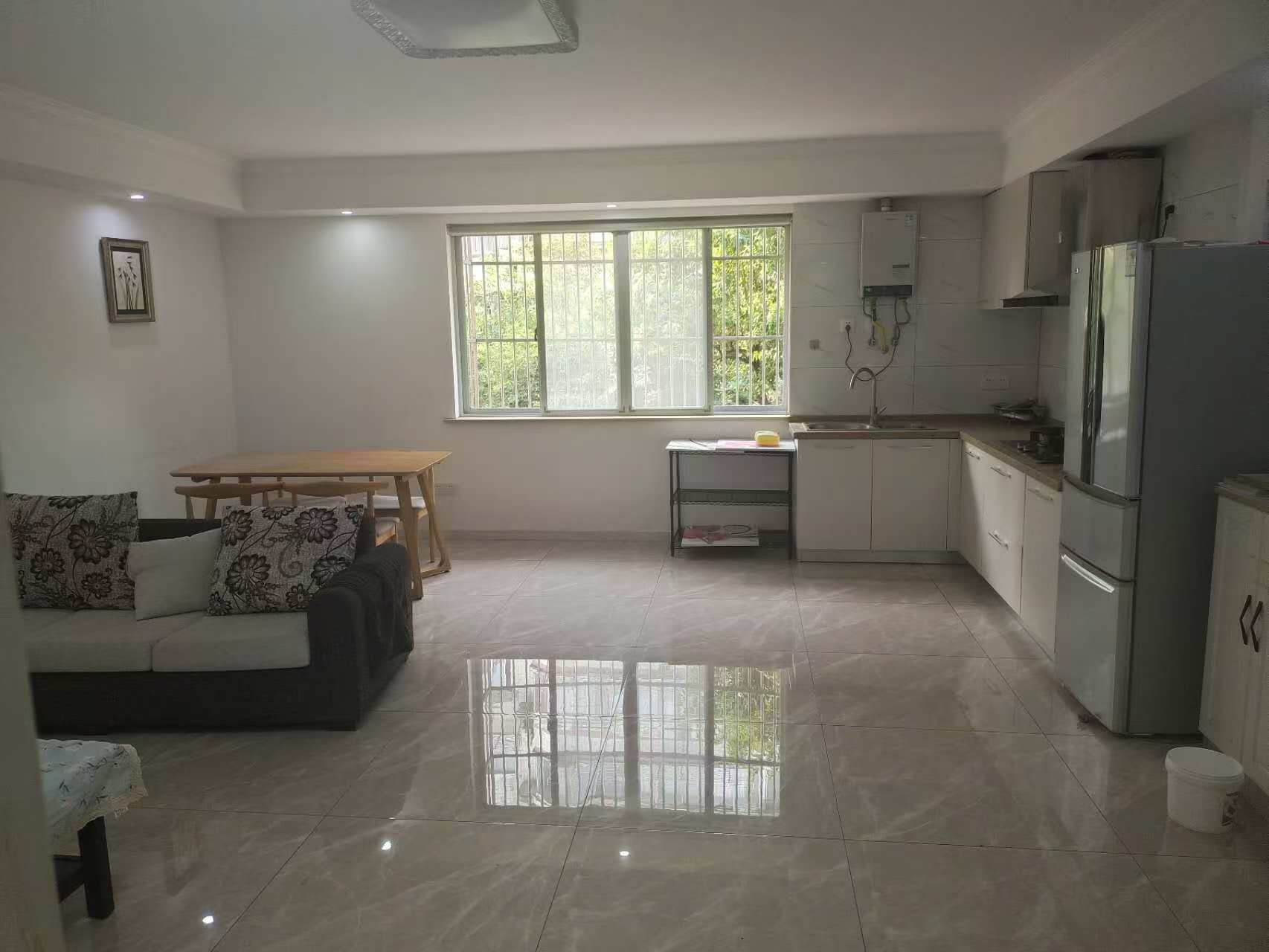 北濠顺遂楼 2室1厅1卫 95.00m&sup2;
