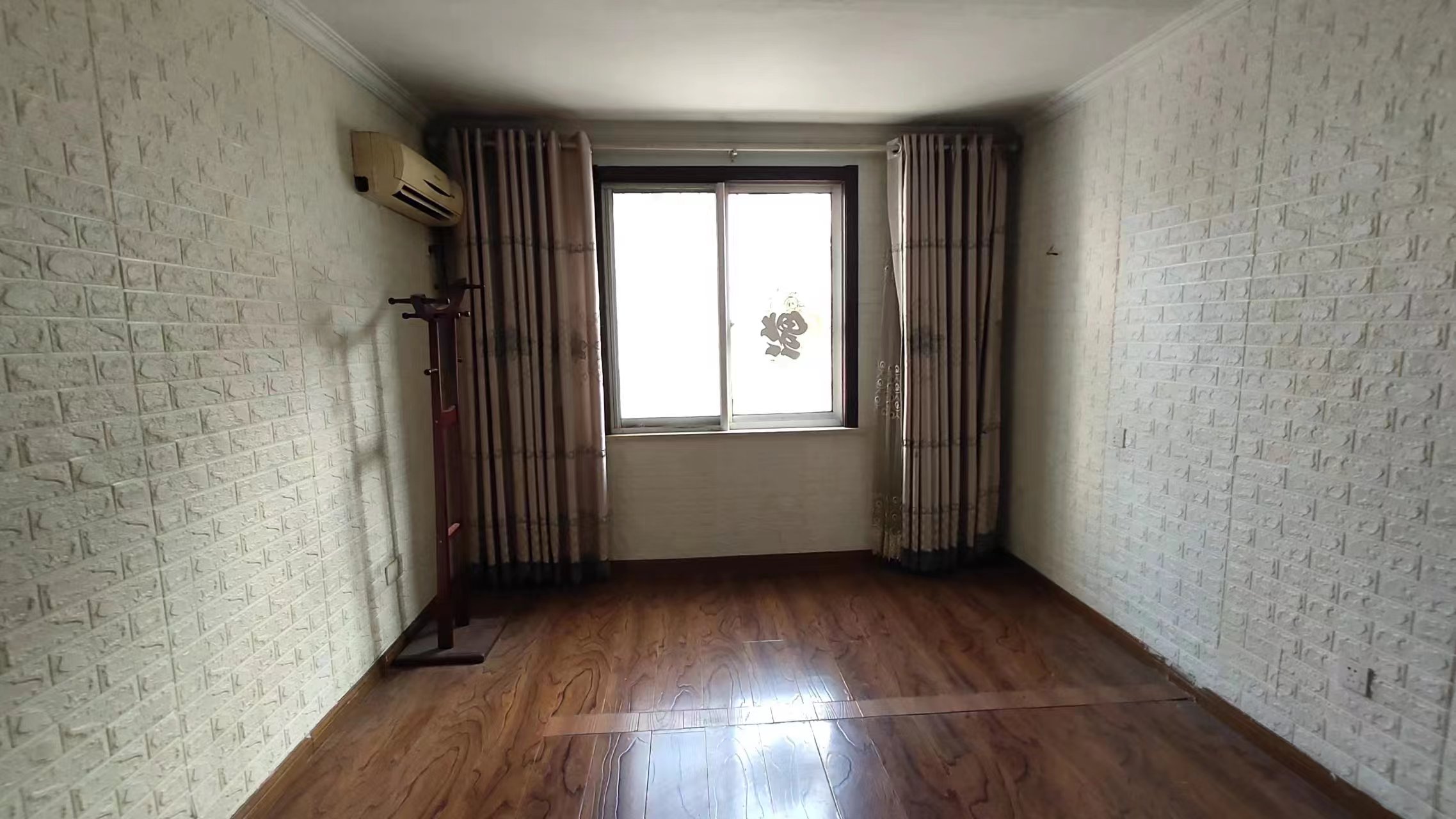 新桥北村 2室1厅1卫 62m&sup2;