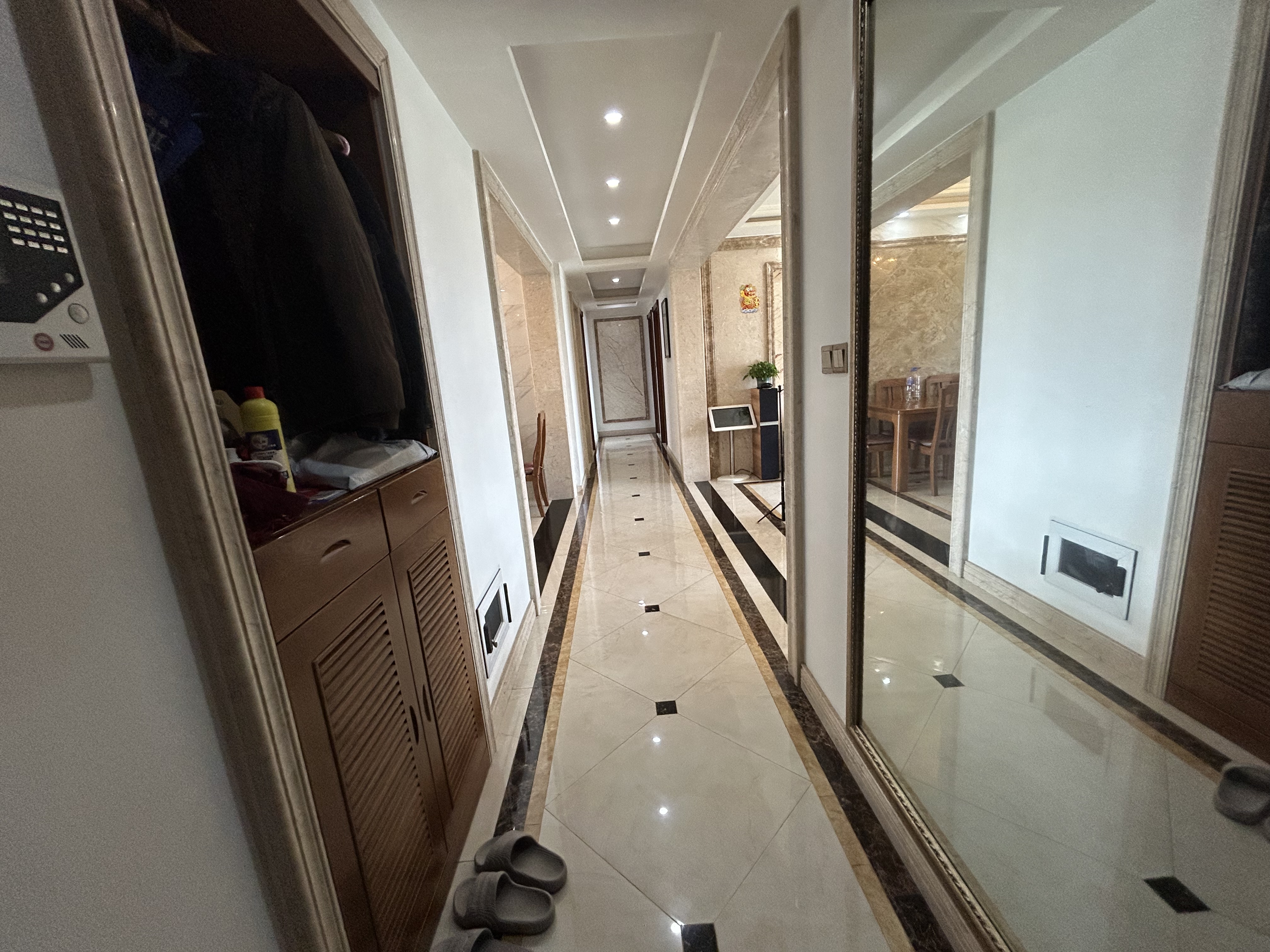 弘阳上城 3室2厅2卫 133.1m&sup2;