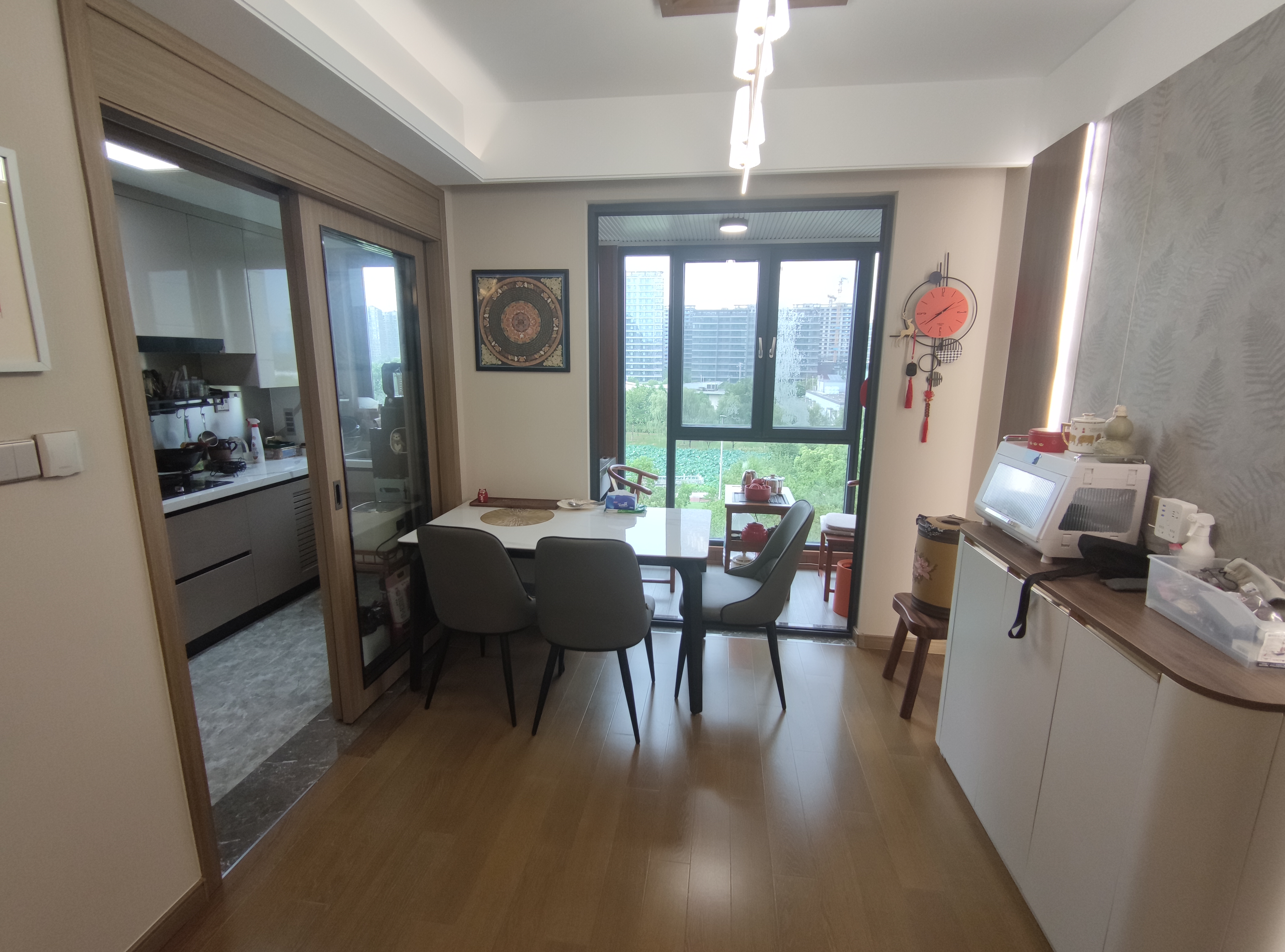 中海翠湖溪岸 4室2厅2卫 143m²