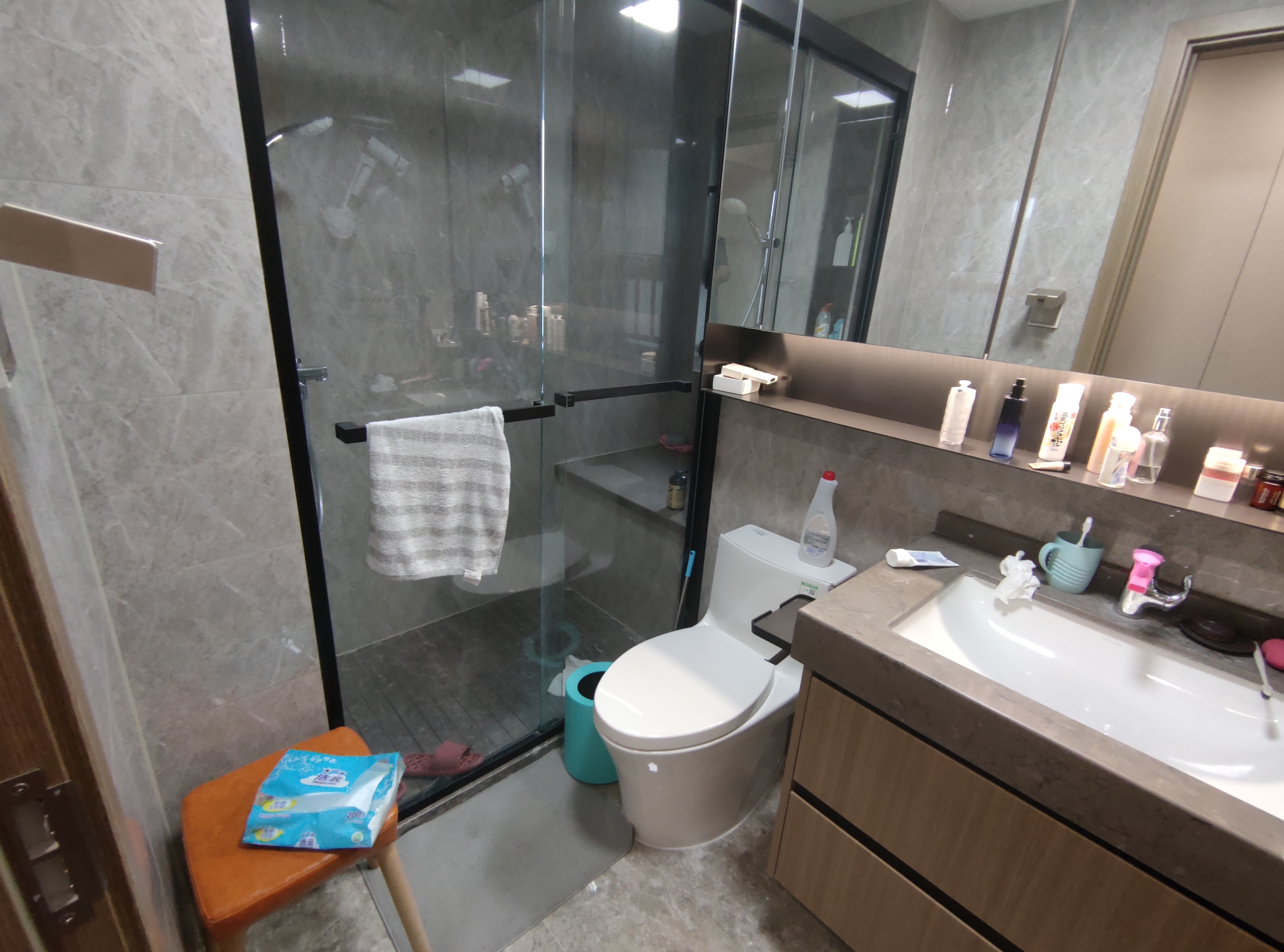 中海翠湖溪岸 4室2厅2卫 143m&sup2;