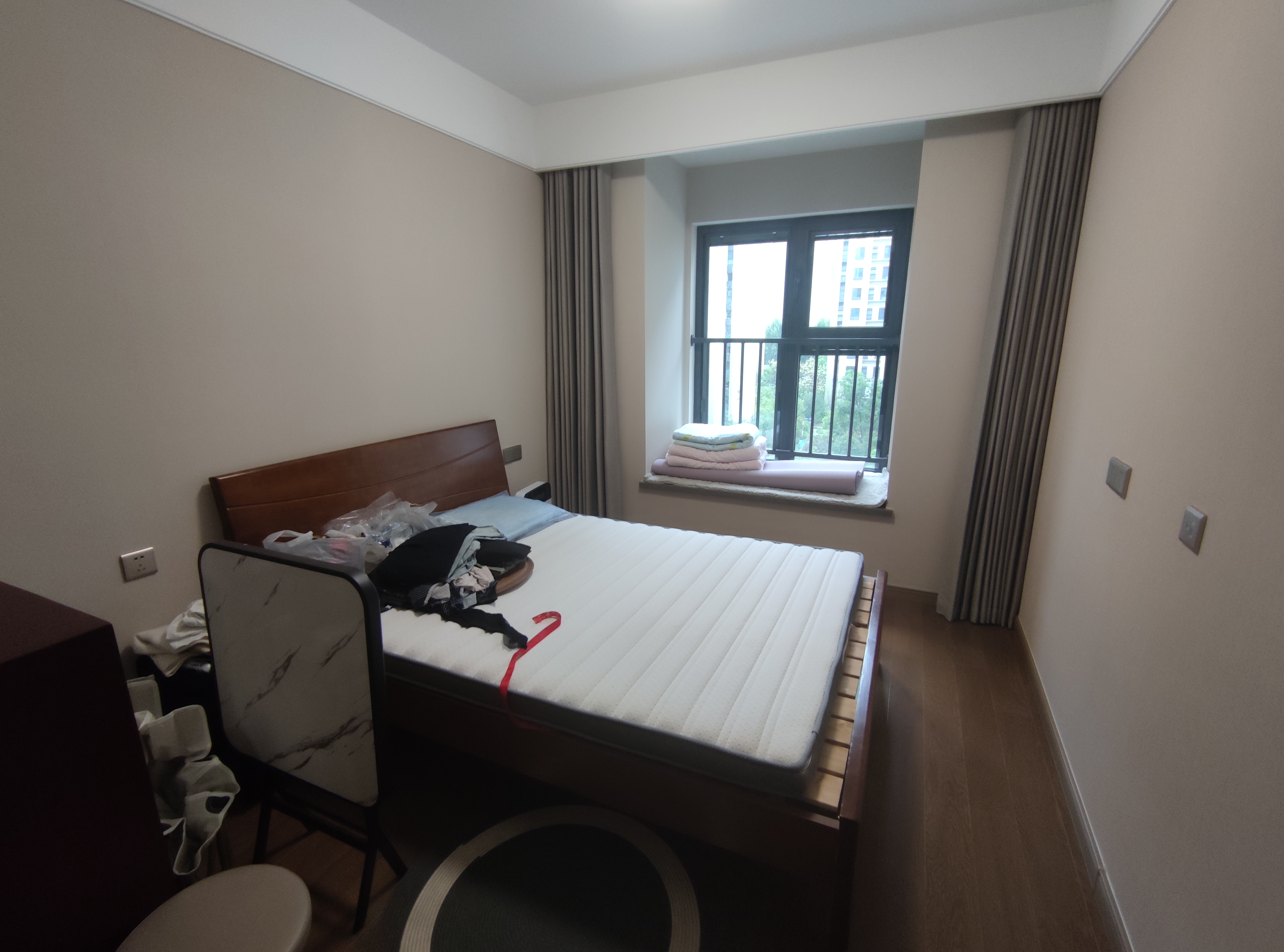 中海翠湖溪岸 4室2厅2卫 143m&sup2;