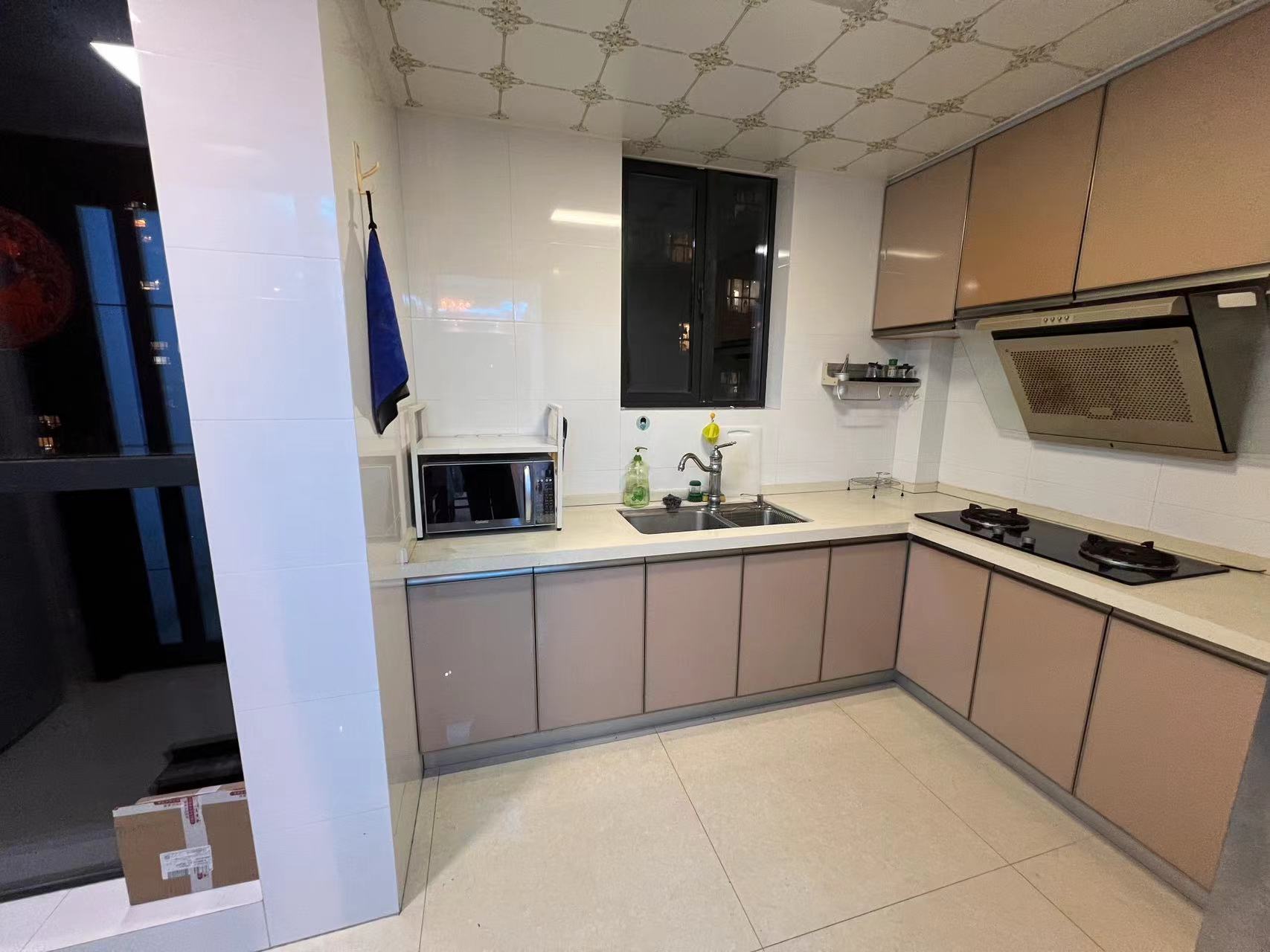 中港城 2室2厅1卫 89m&sup2;