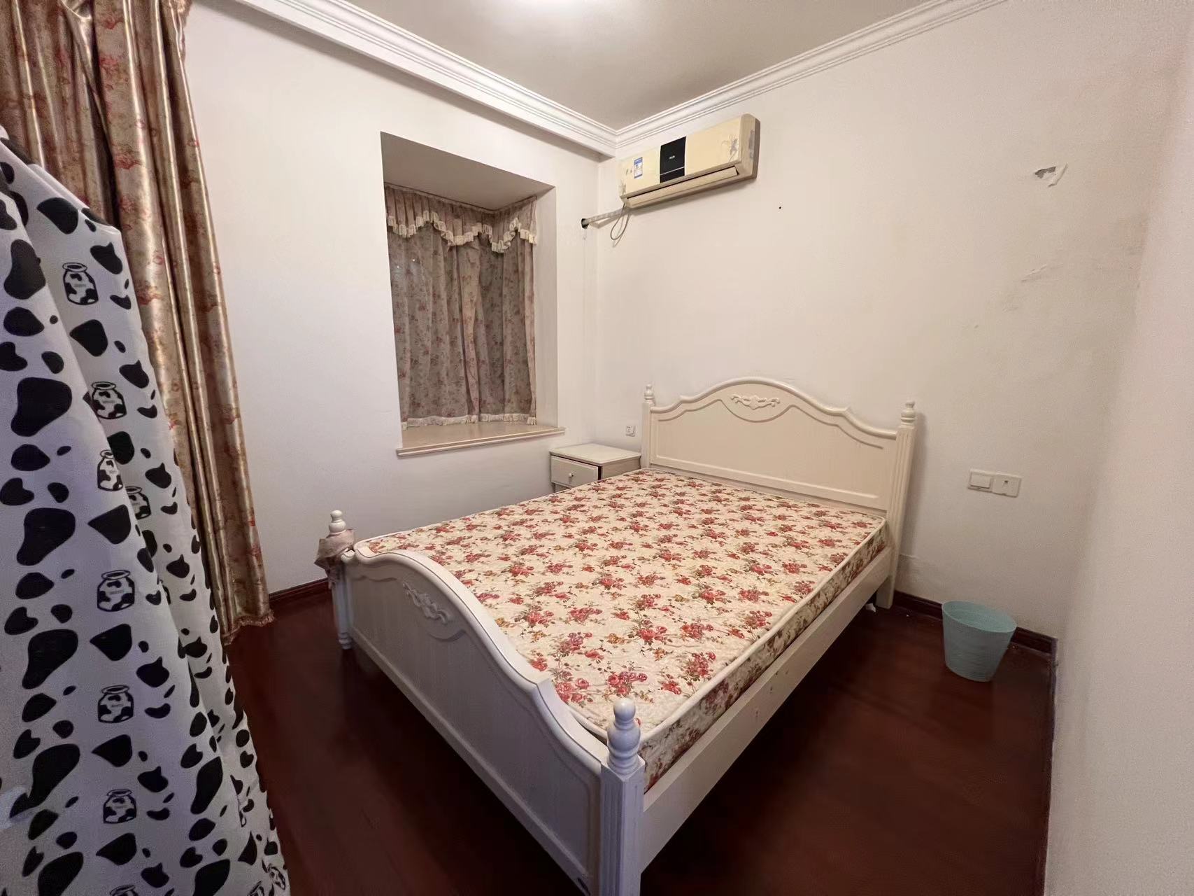中港城 2室2厅1卫 89m&sup2;
