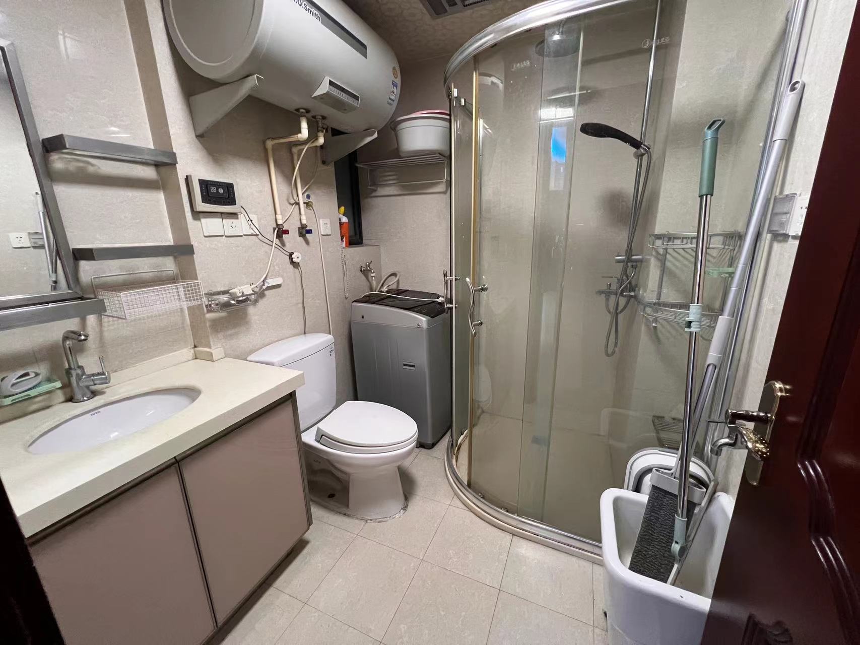 中港城 2室2厅1卫 89m&sup2;