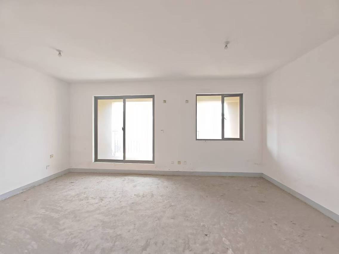 景瑞望府 5室2厅3卫 256m&sup2;