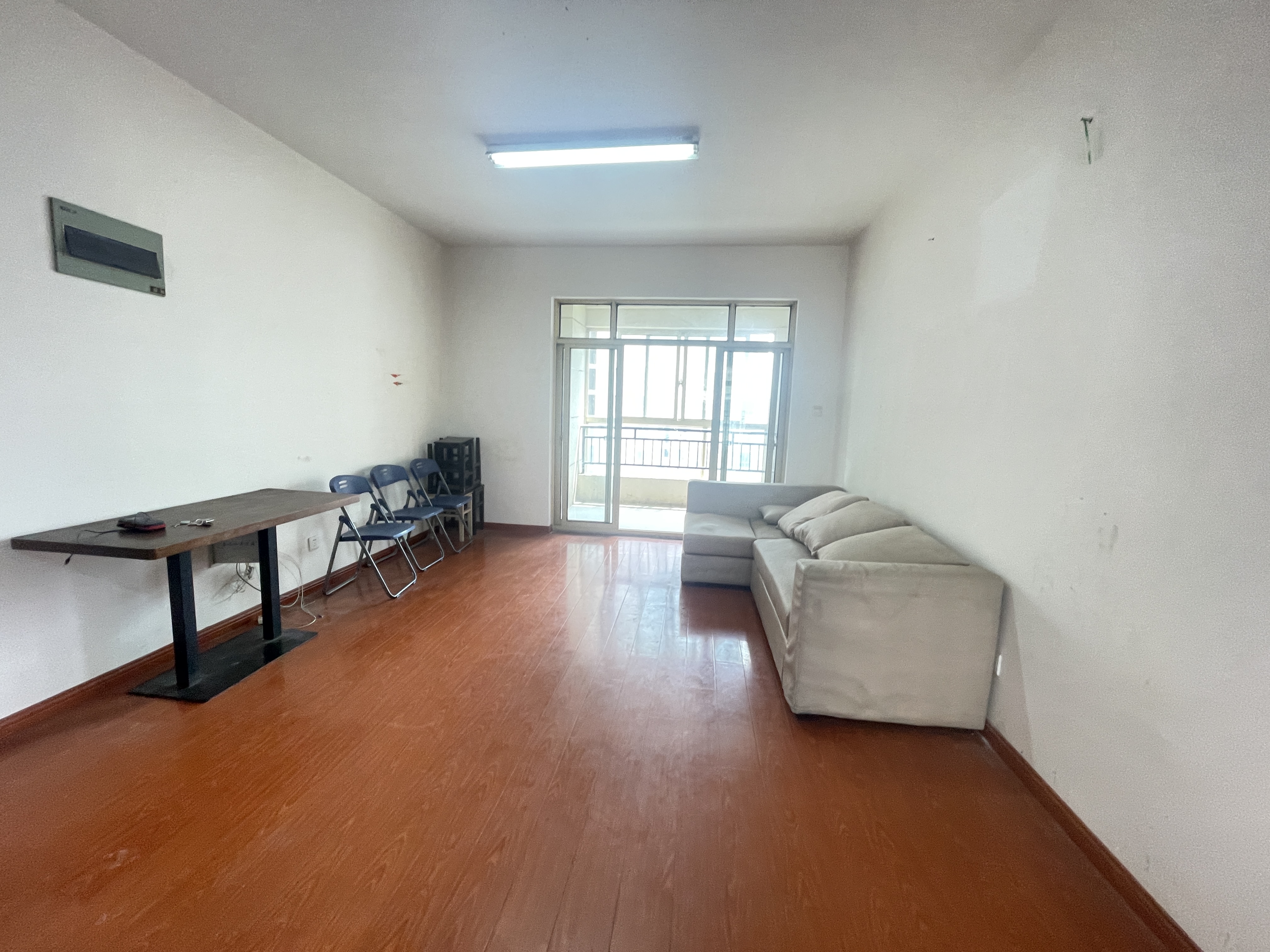 恒盛豪庭 3室2厅2卫 130m&sup2;