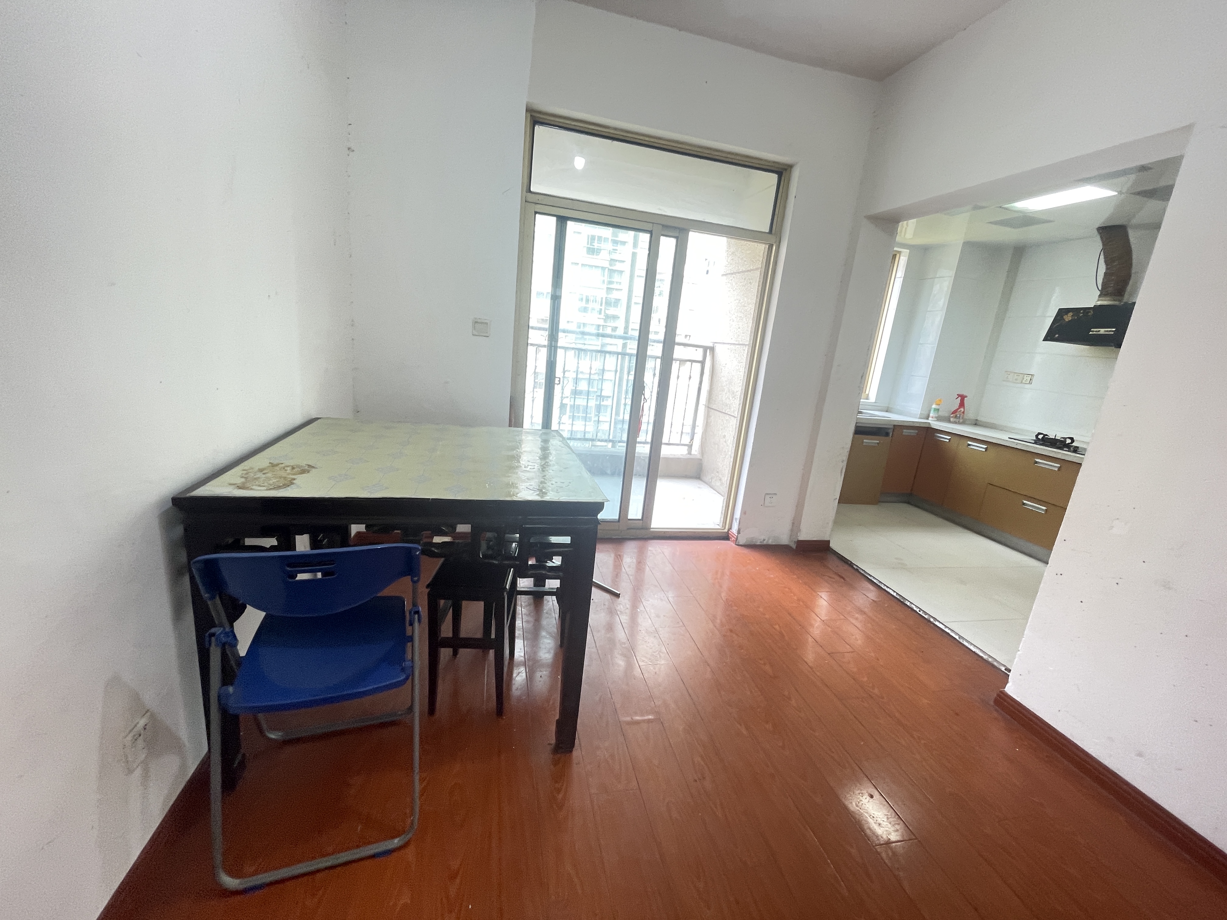 恒盛豪庭 3室2厅2卫 130m&sup2;