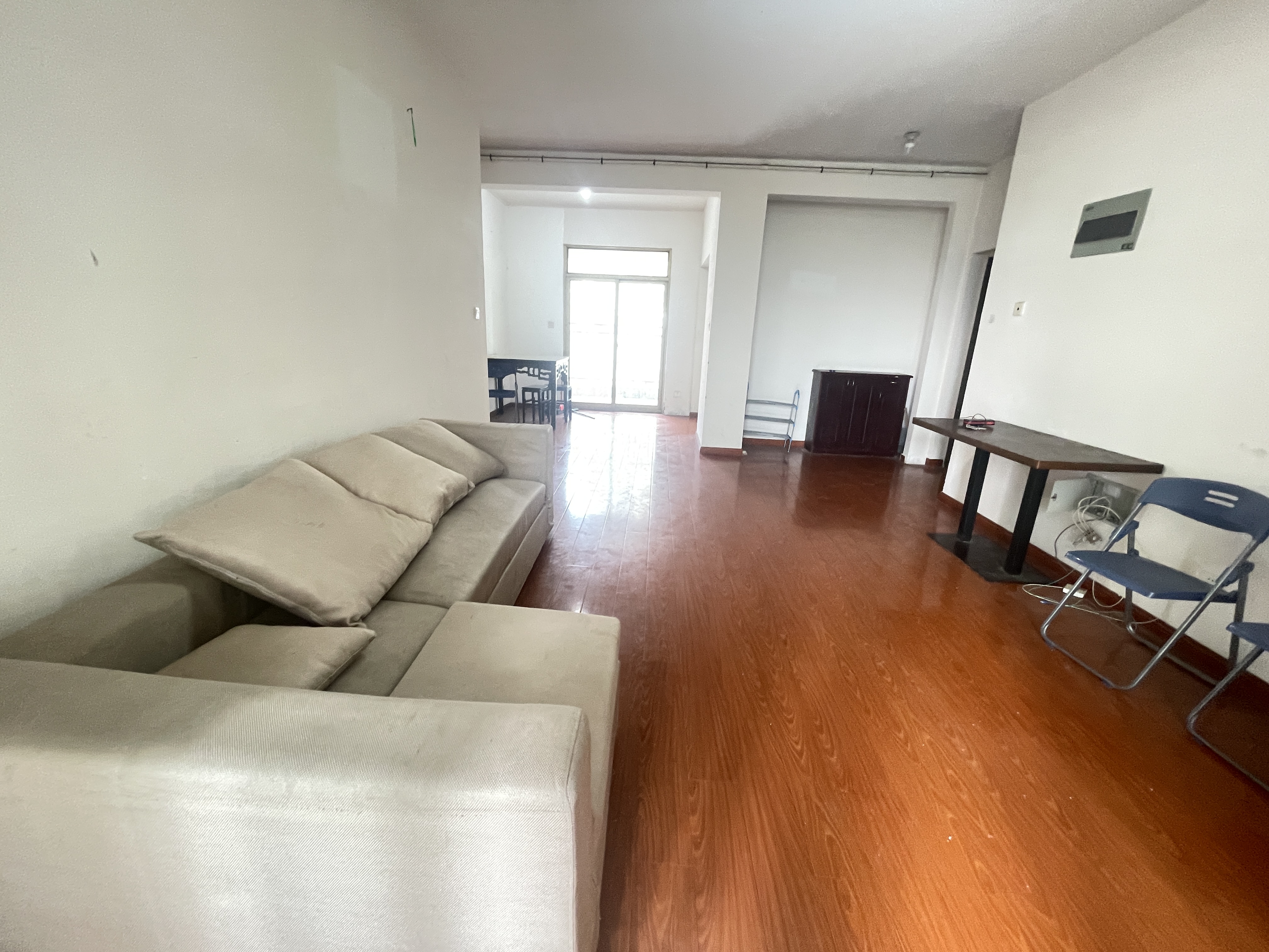 恒盛豪庭 3室2厅2卫 130m&sup2;