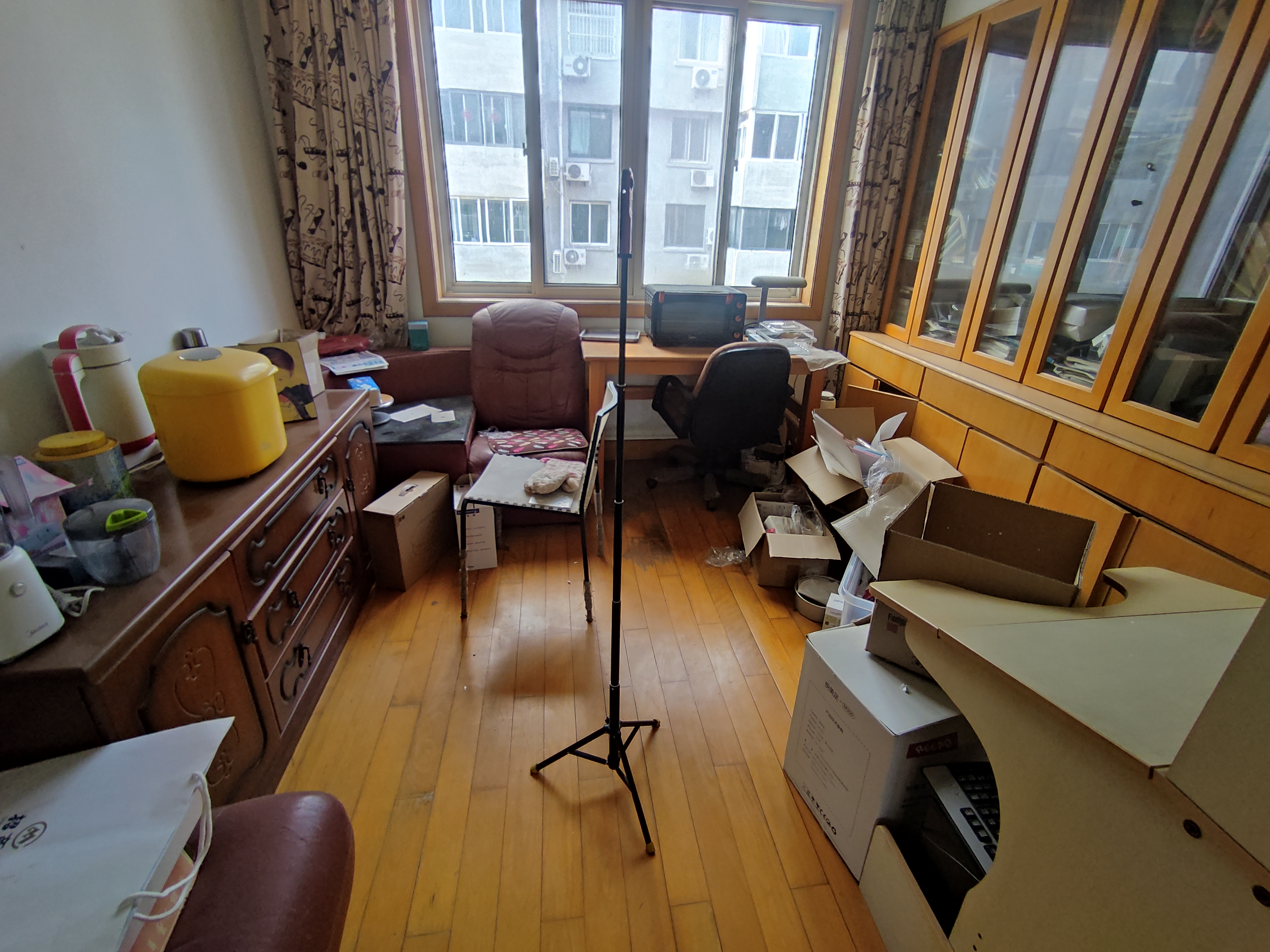 光明东村一期 3室2厅1卫 120m&sup2;
