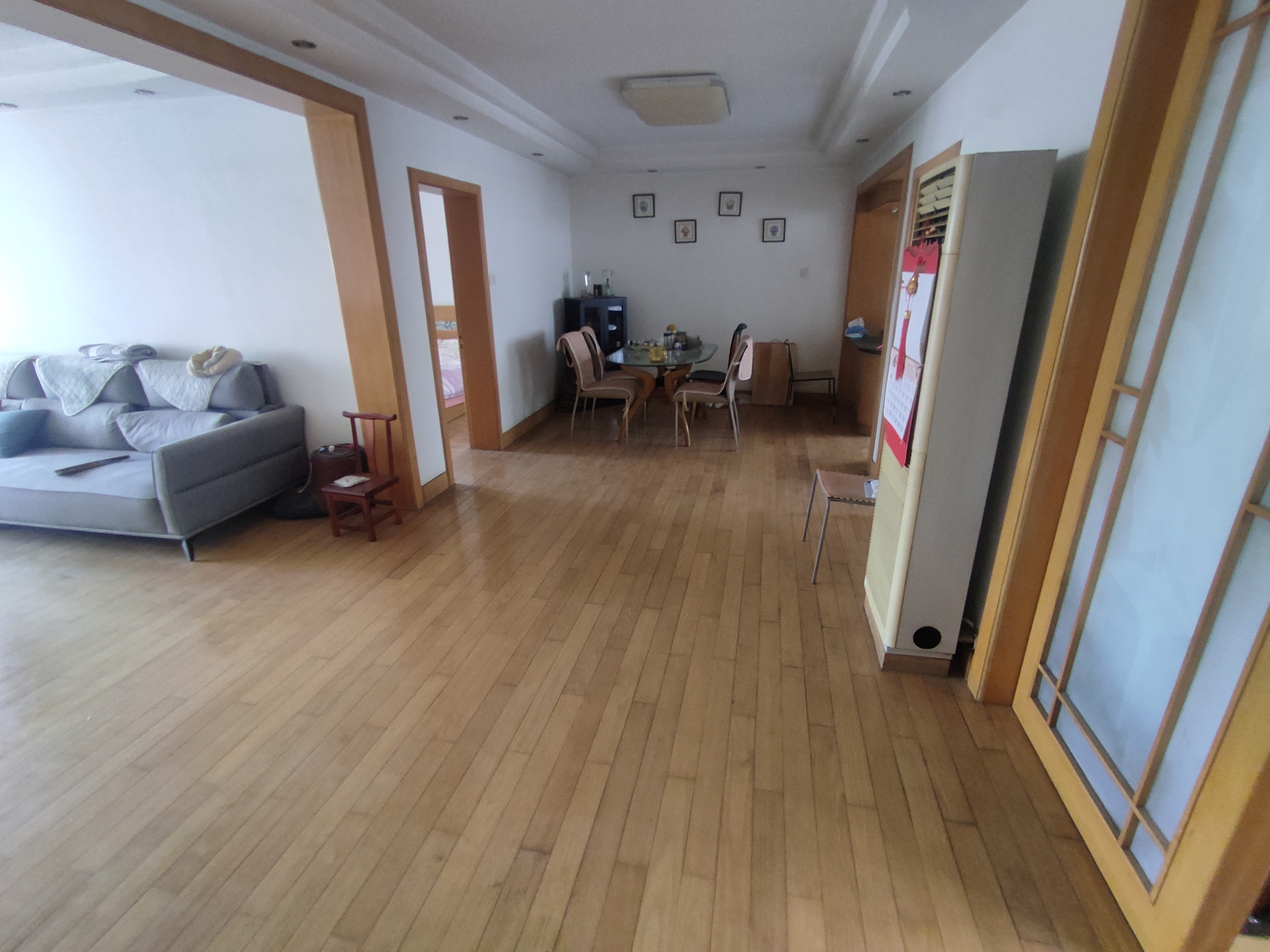 光明东村一期 3室2厅1卫 120m&sup2;