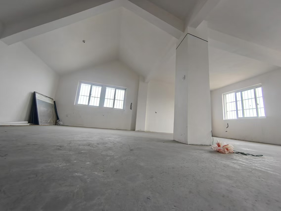 兴和家园 3室2厅1卫 200.00m&sup2;