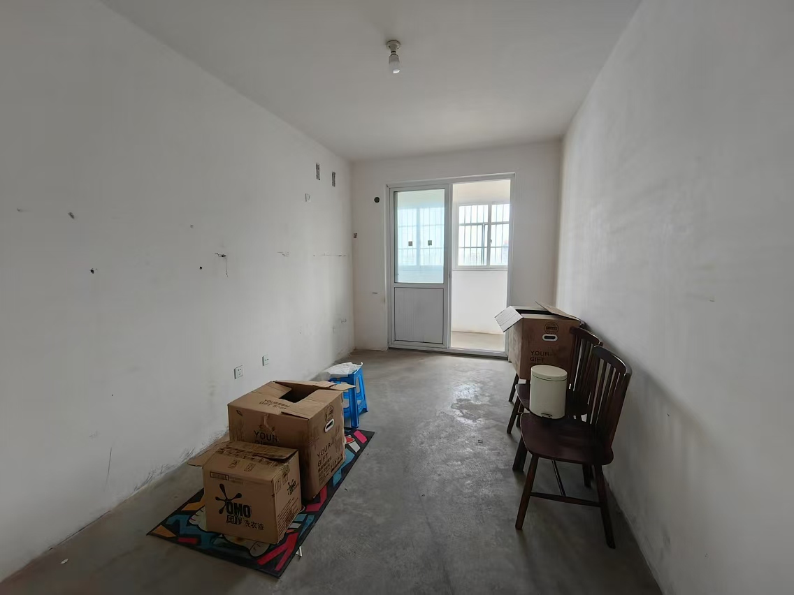 兴和家园 3室2厅1卫 200.00m&sup2;