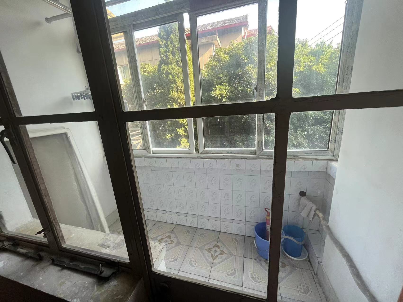 易家桥新村 2室1厅1卫 57m&sup2;