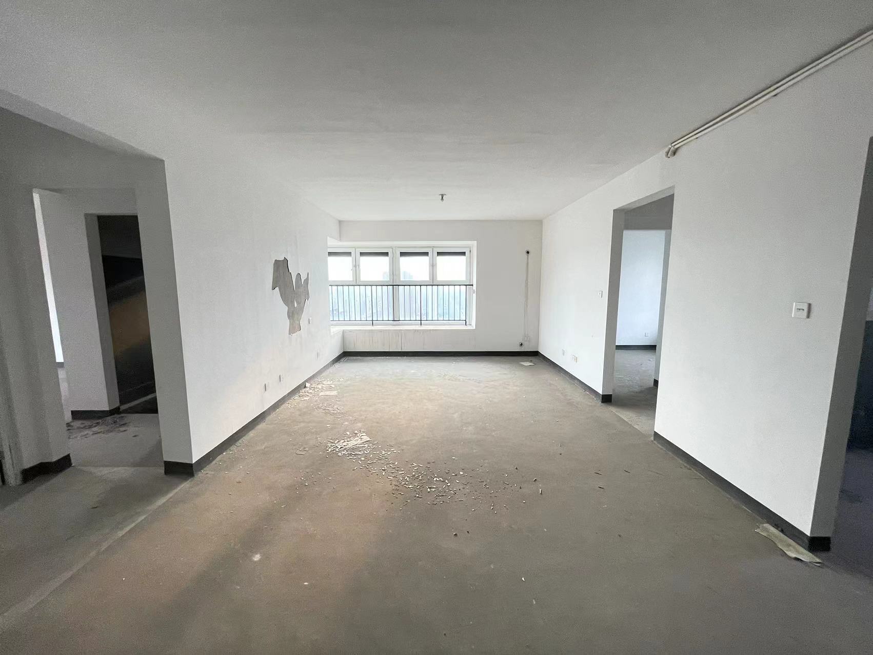 南山国际社区 3室2厅2卫 132m&sup2;