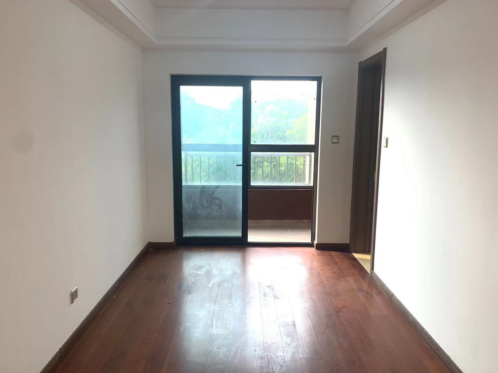 万科白鹭郡 3室2厅2卫 120m&sup2;
