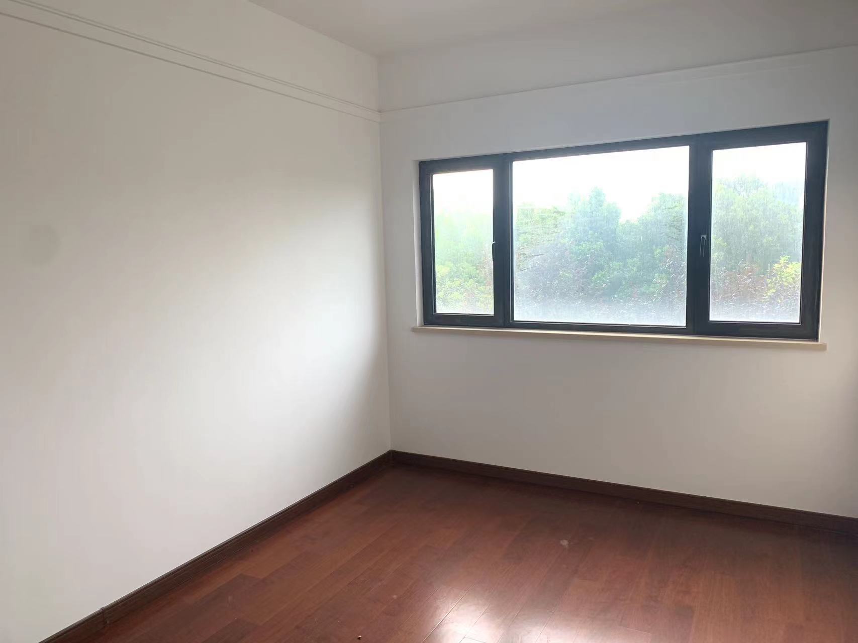 万科白鹭郡 3室2厅2卫 120m&sup2;