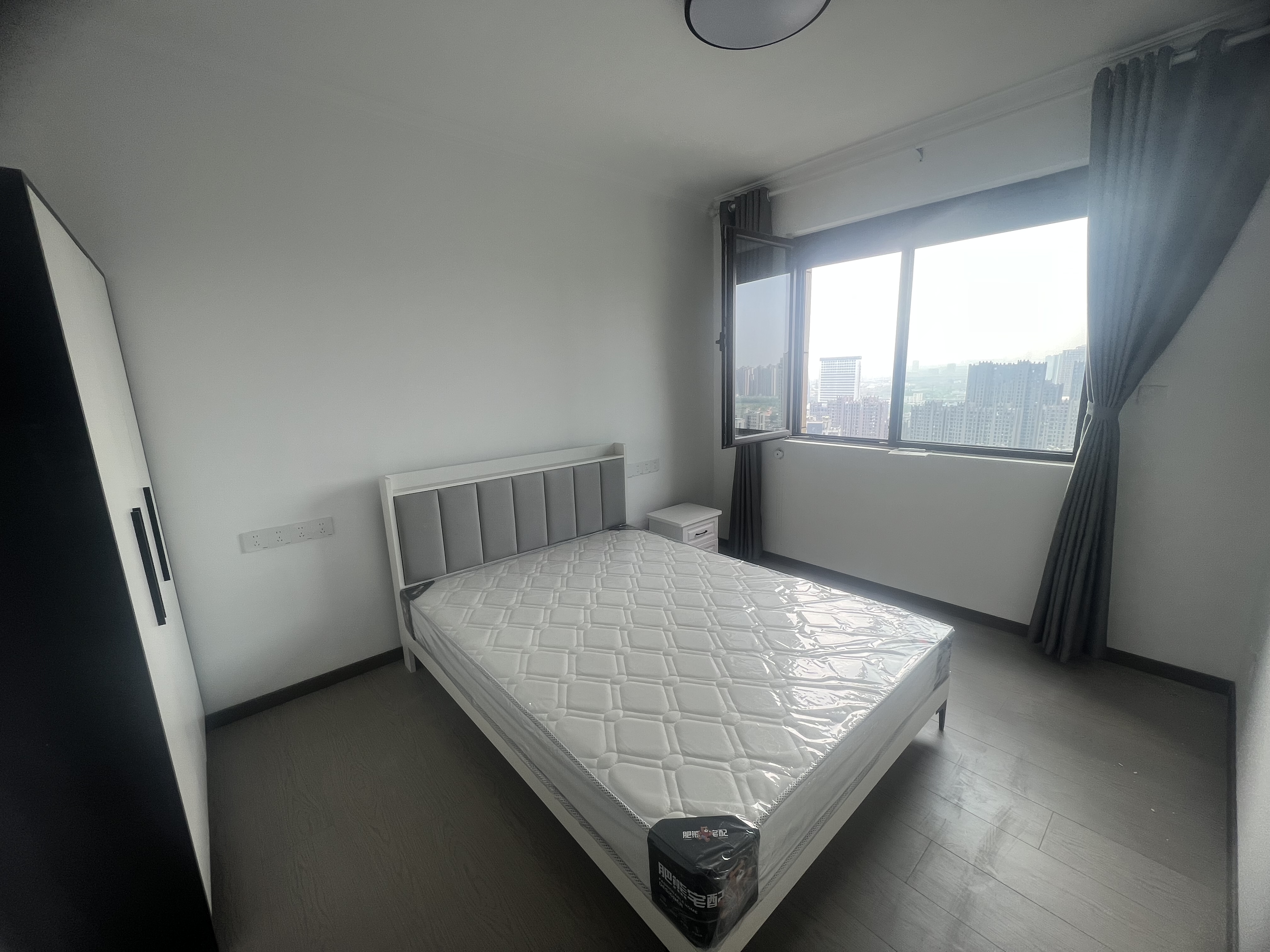 苏建阳光新城 4室2厅2卫 149m&sup2;
