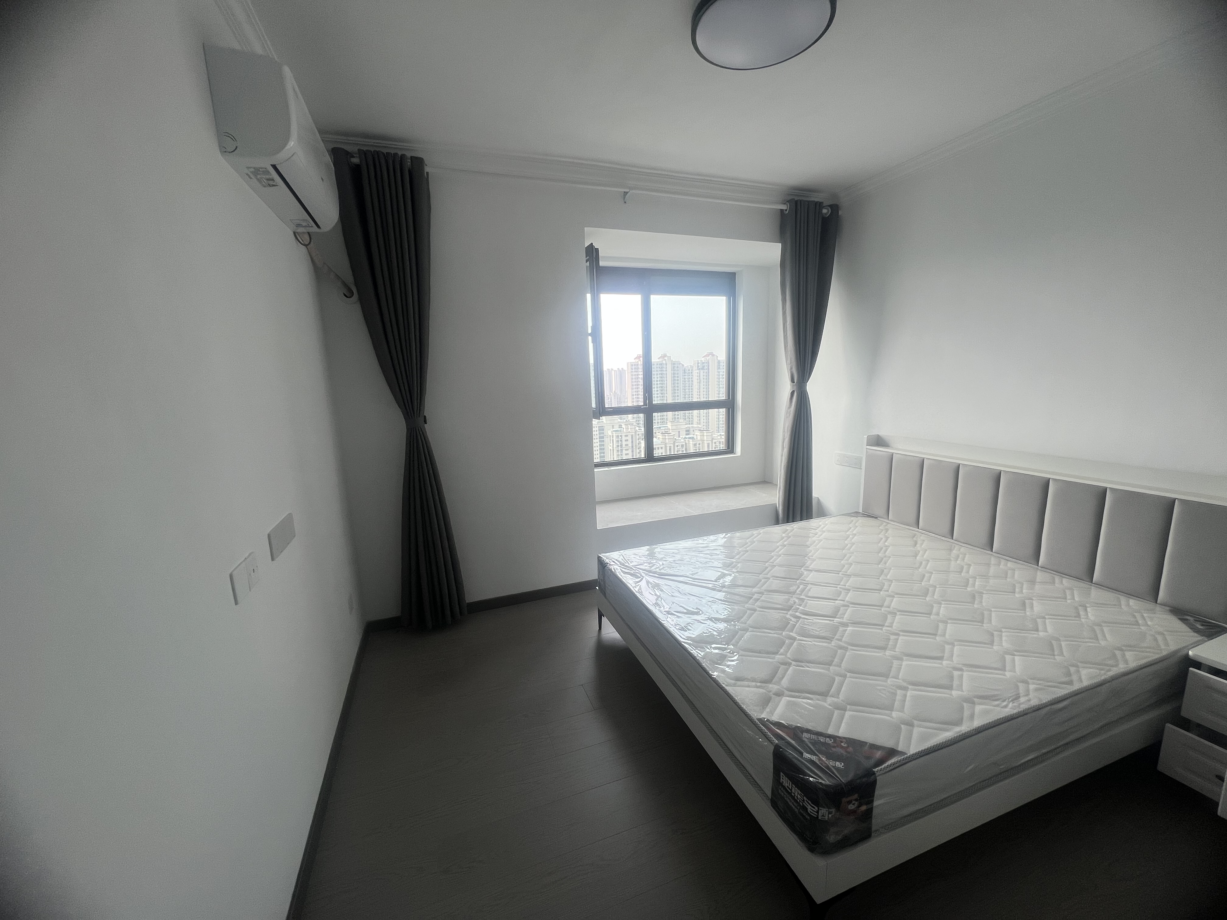 苏建阳光新城 4室2厅2卫 149m&sup2;
