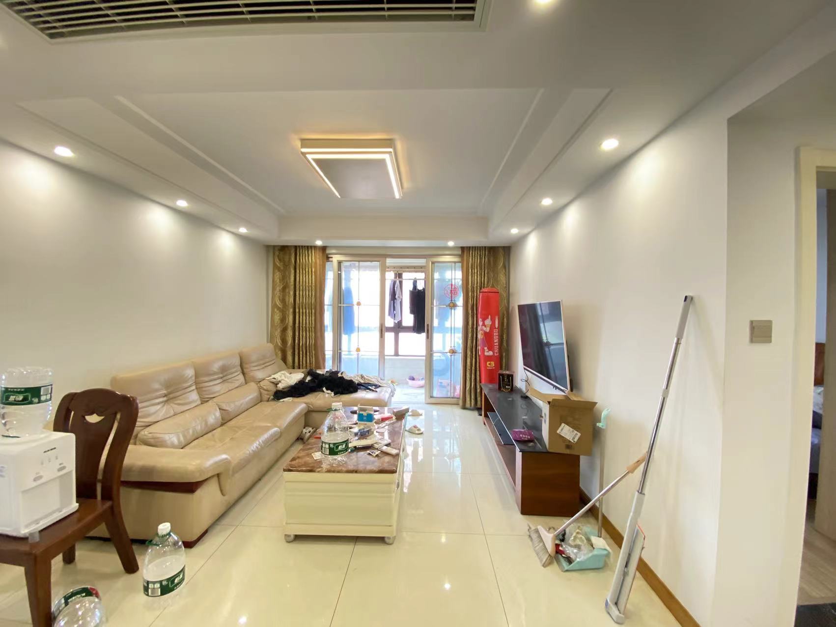 万濠星城 3室2厅1卫 127.00m²