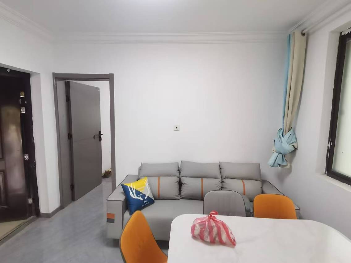 海港新村 1室1厅1卫 45m&sup2;