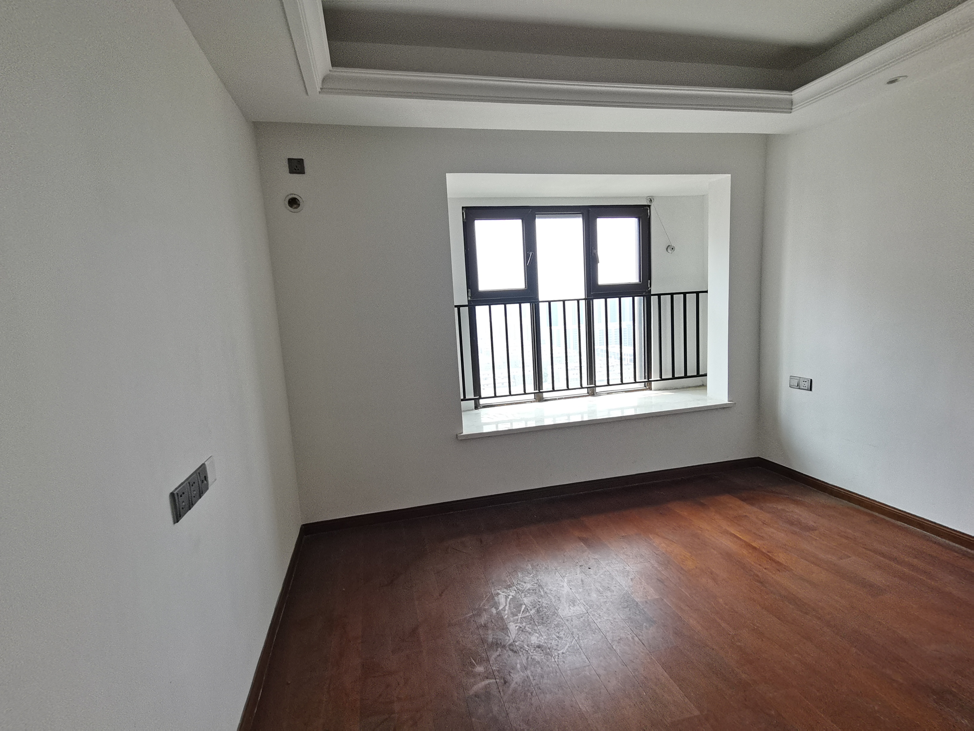 富力院士廷 4室2厅2卫 143.39m&sup2;
