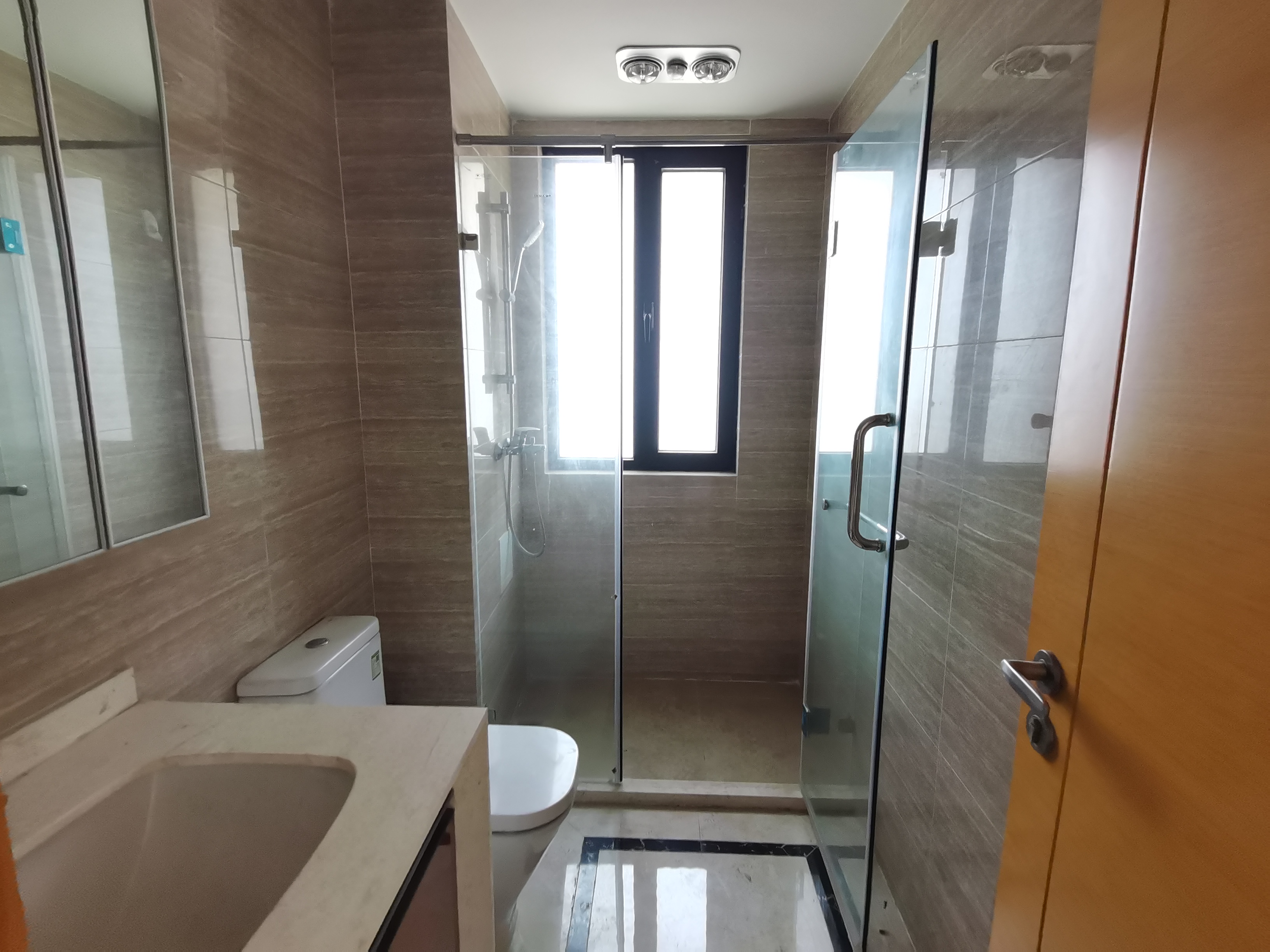 富力院士廷 4室2厅2卫 143.39m&sup2;