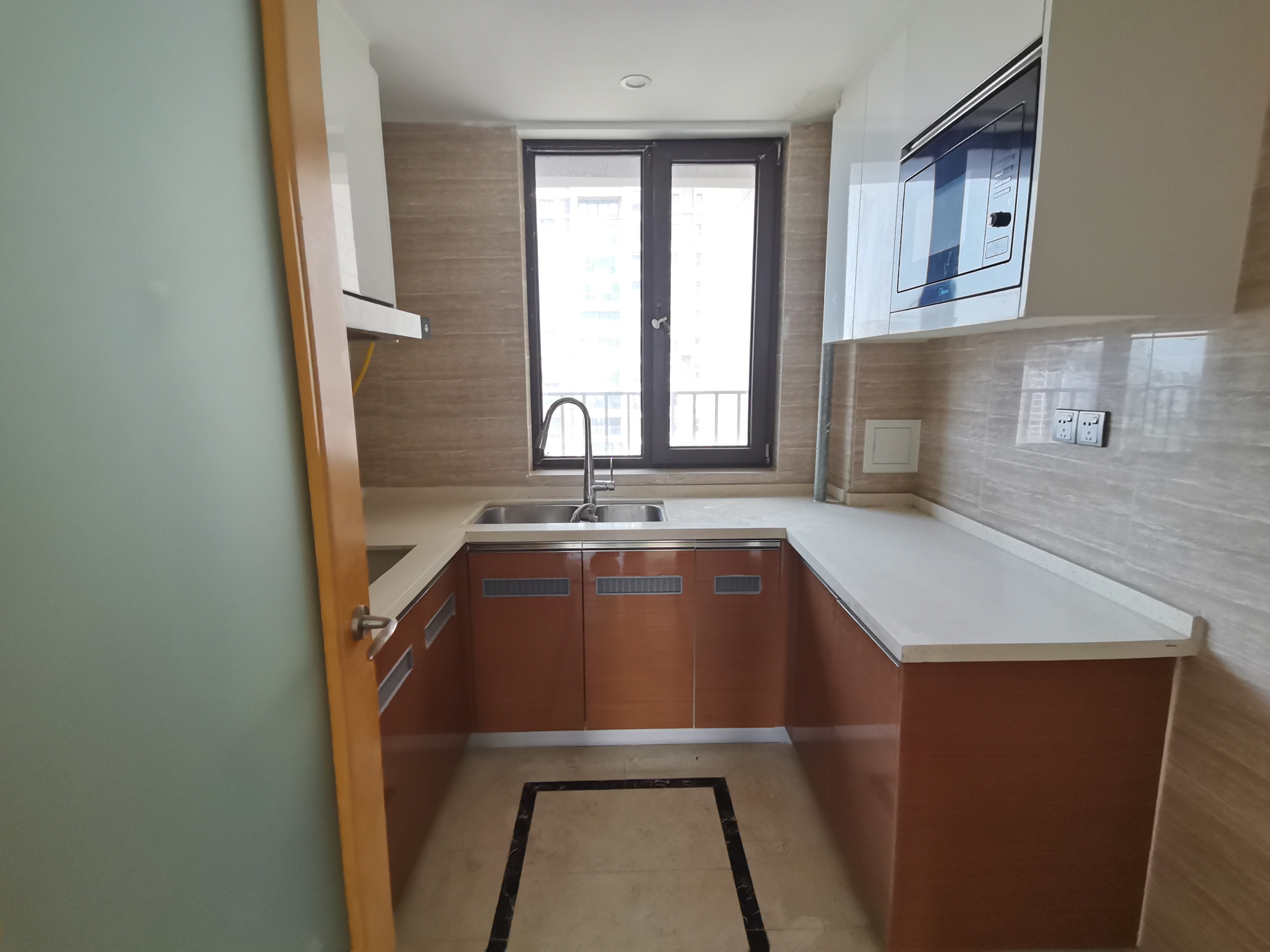 富力院士廷 4室2厅2卫 143.39m&sup2;