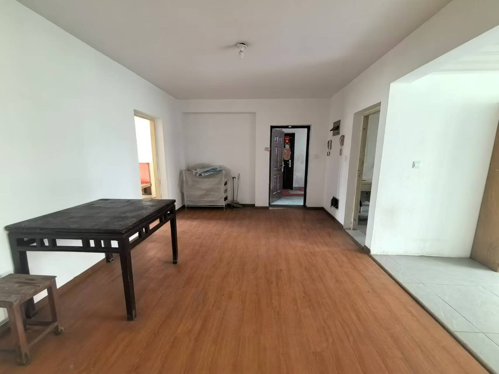 和谐汇景新苑 3室2厅1卫 140m&sup2;