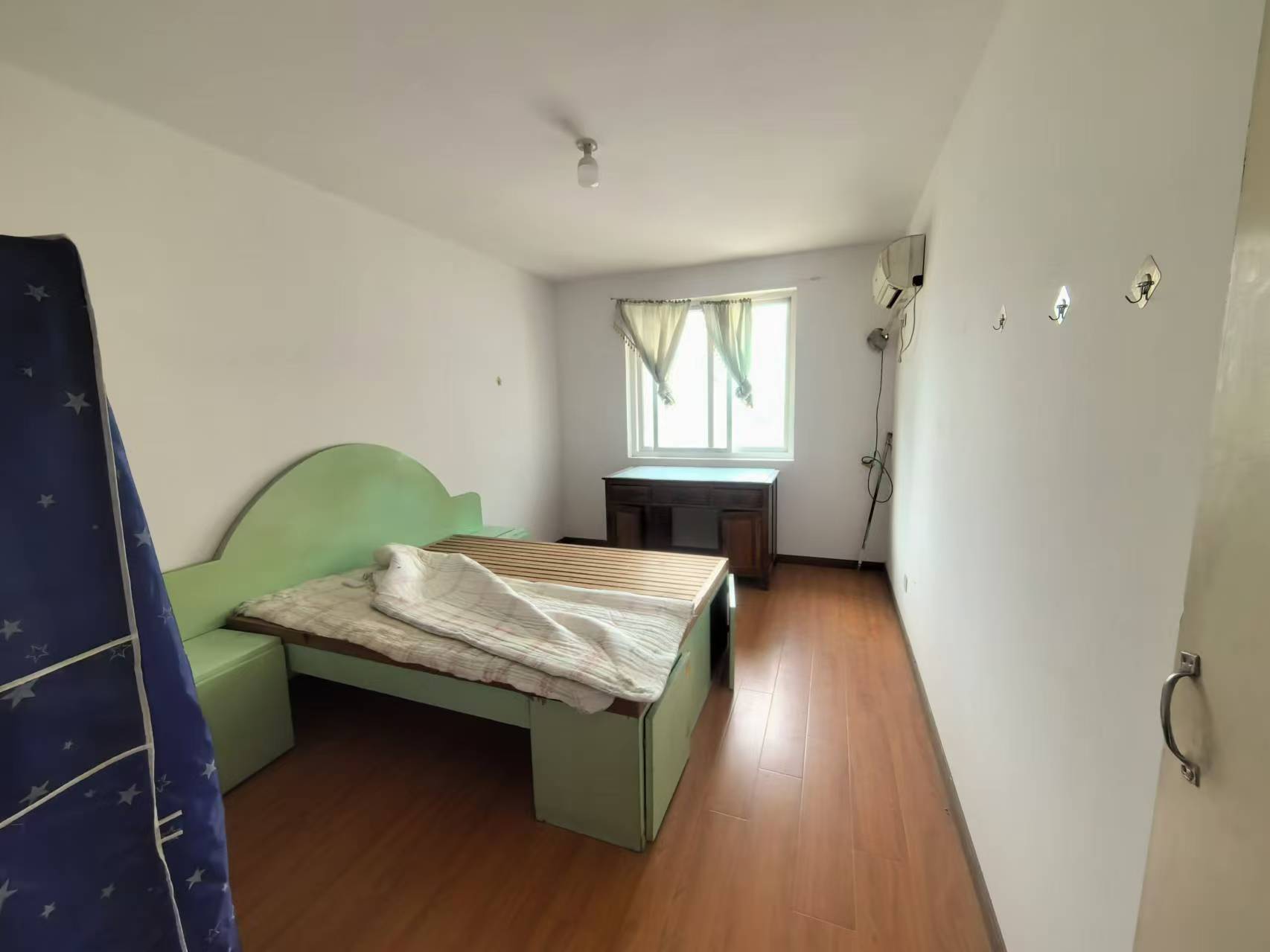 和谐汇景新苑 3室2厅1卫 140m&sup2;
