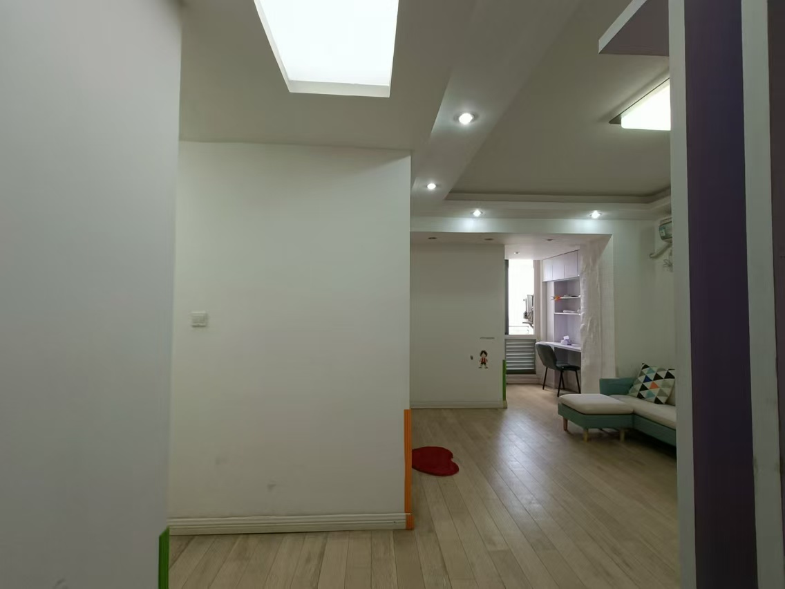 高迪晶城 1室1厅1卫 68m&sup2;