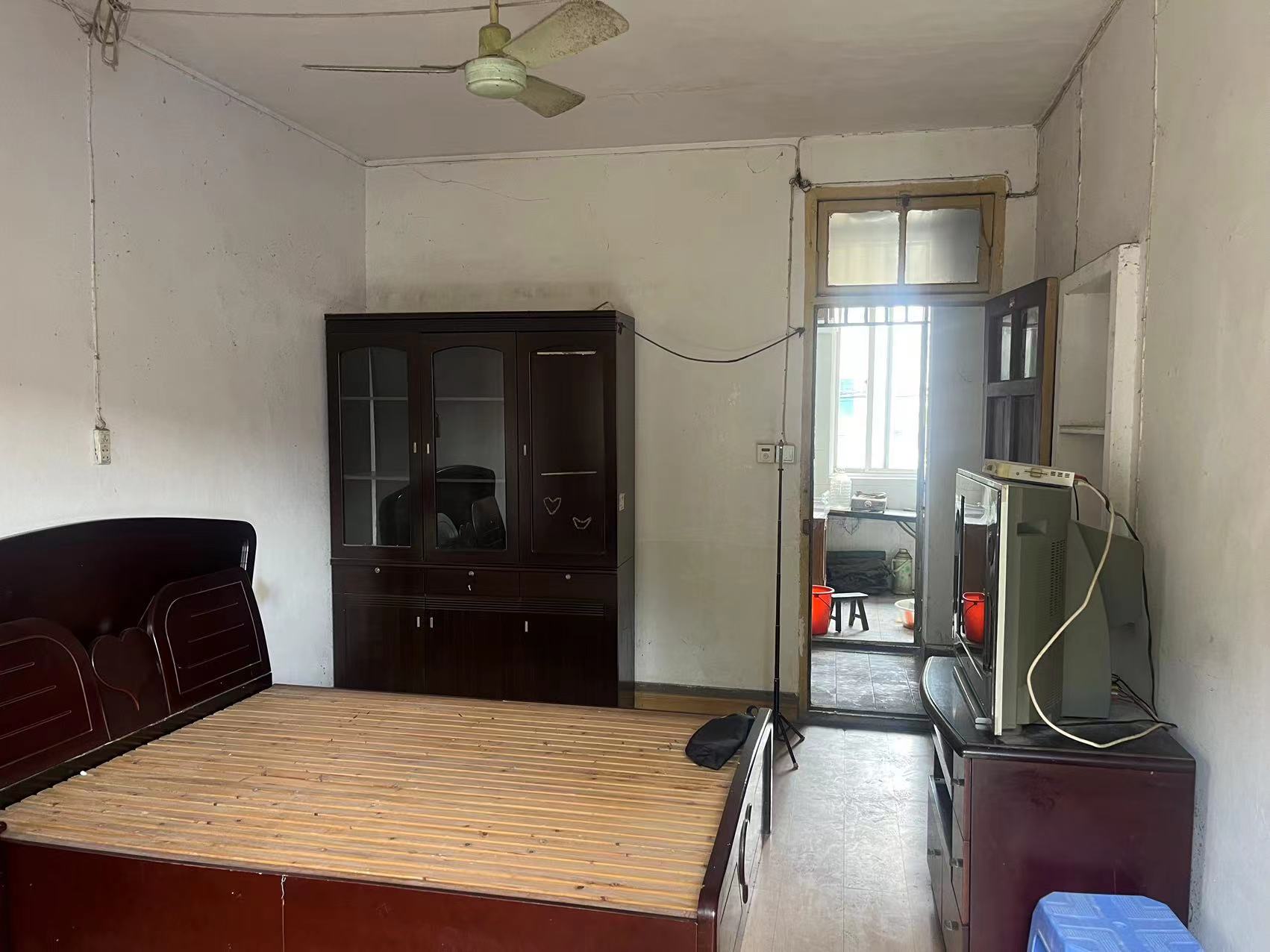 解放新村 1室1厅1卫 34m&sup2;