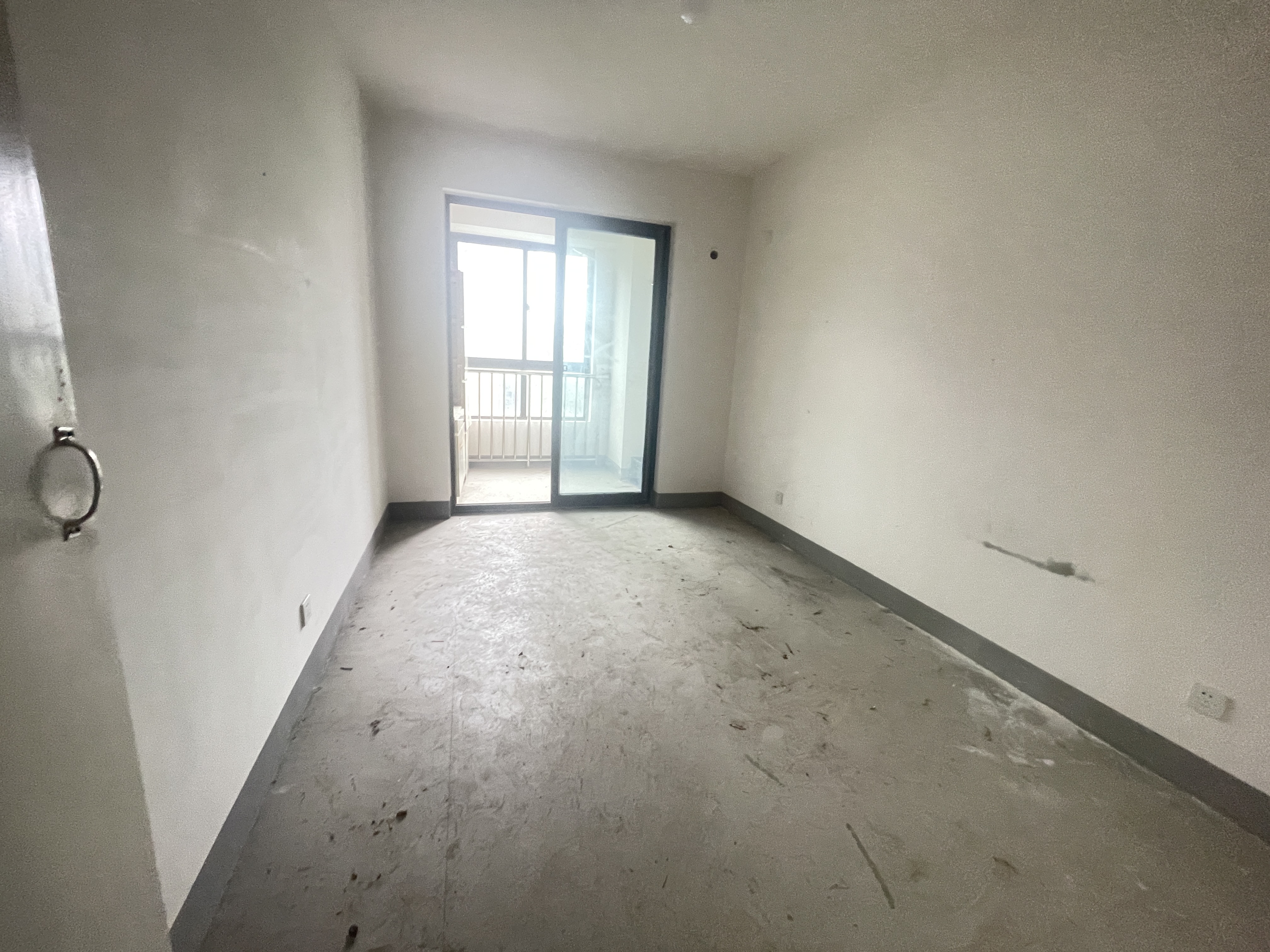 兴石花园 3室1厅1卫 106m&sup2;