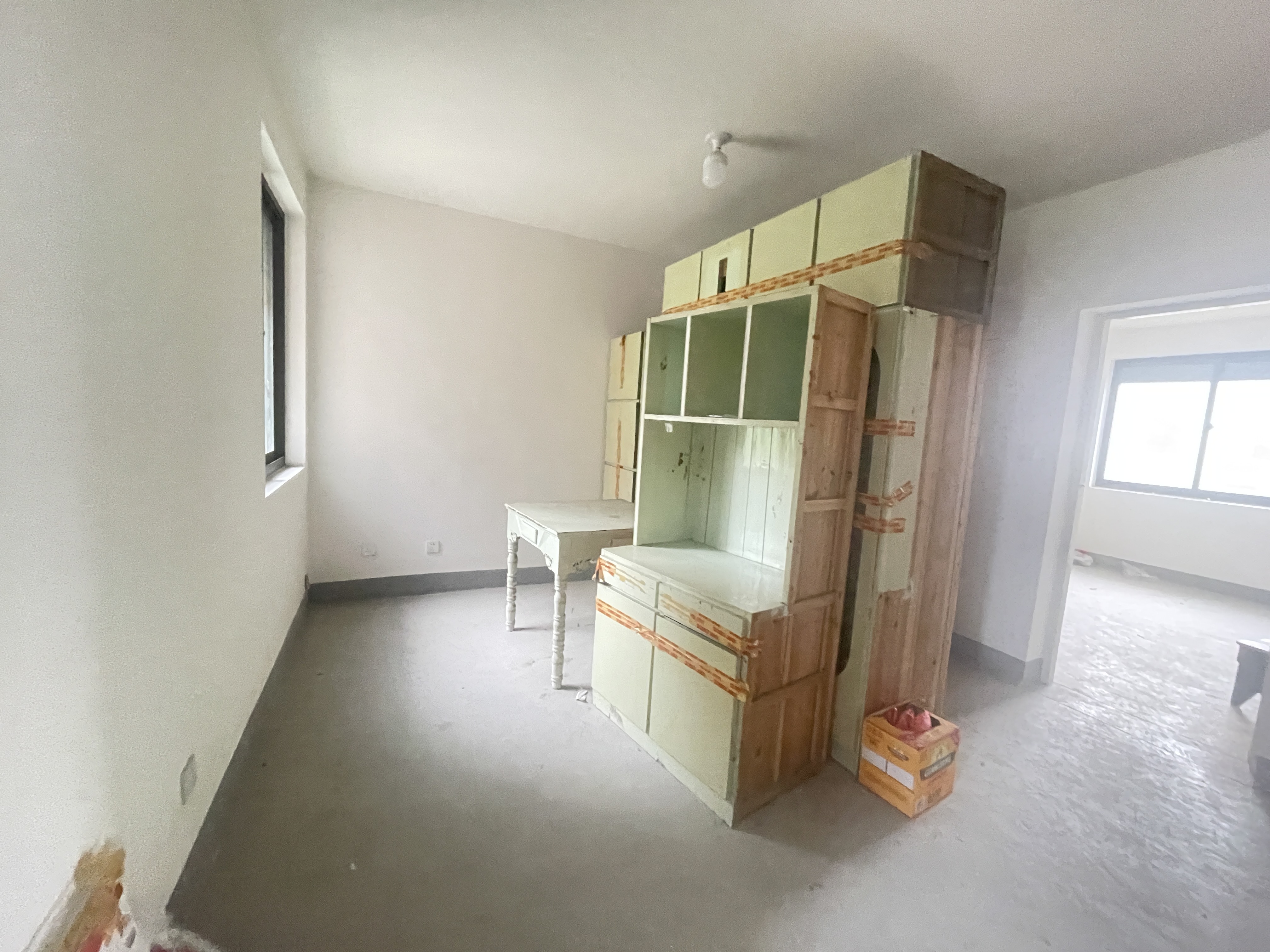兴石花园 3室1厅1卫 106m&sup2;