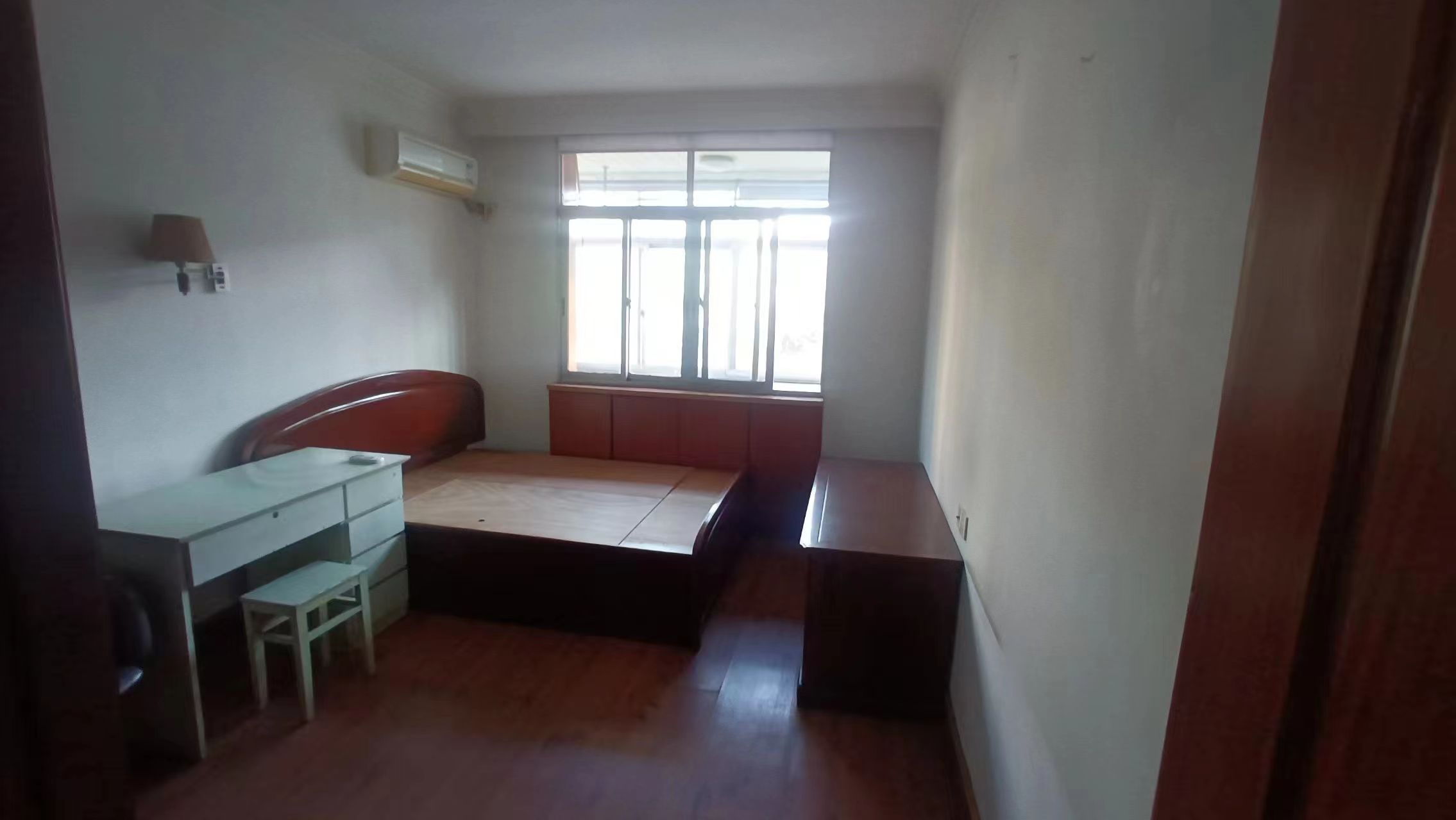 光明新村 3室1厅1卫 72.00m&sup2;