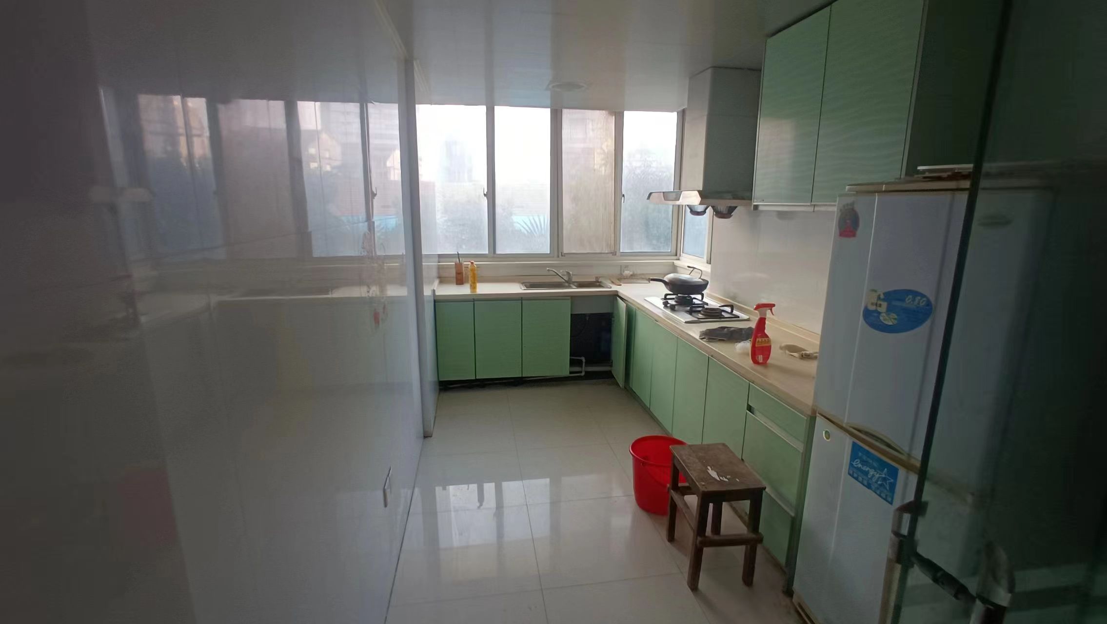 光明东村一期 3室2厅1卫 120m&sup2;