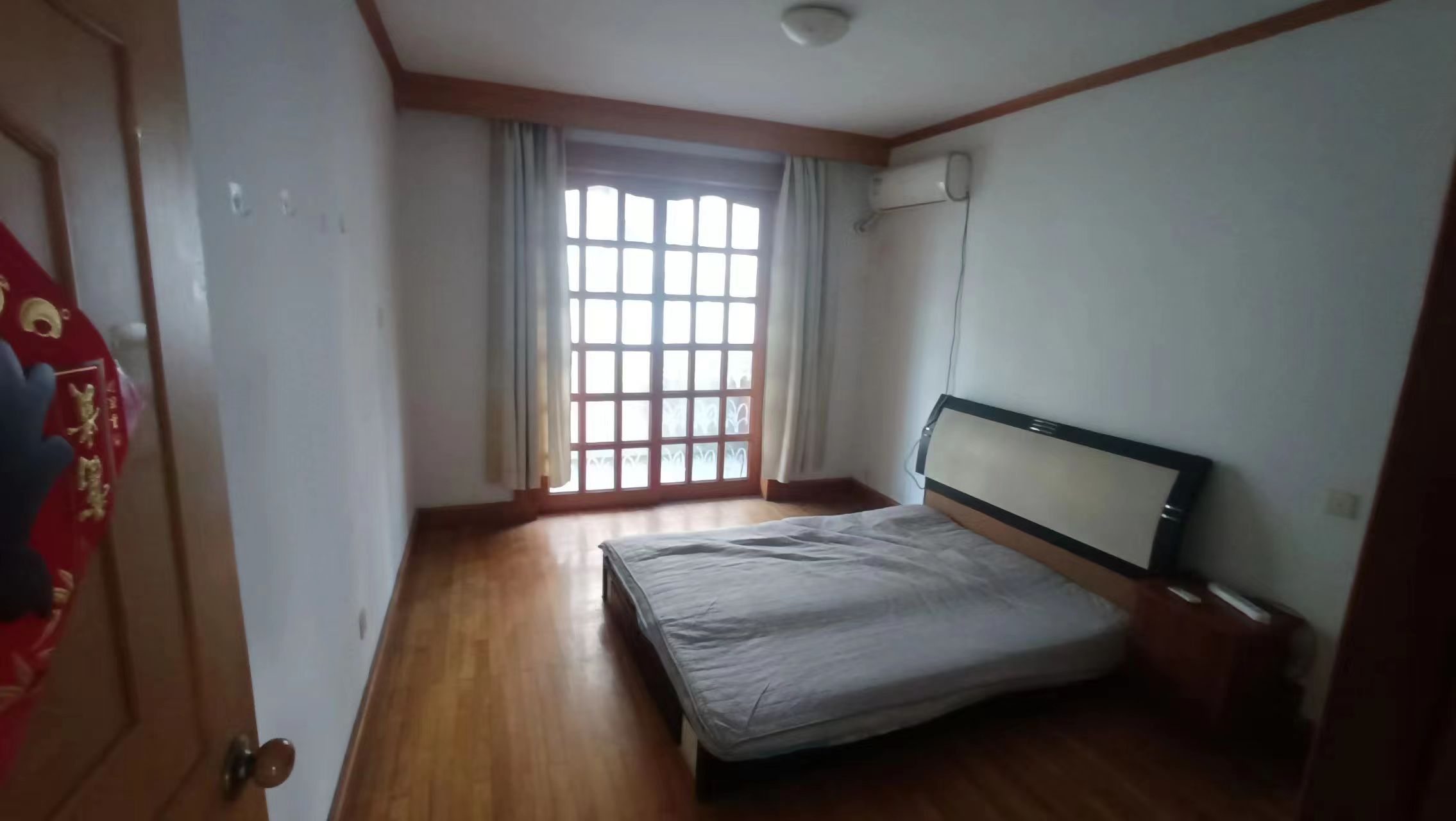 光明东村一期 3室2厅1卫 120m&sup2;