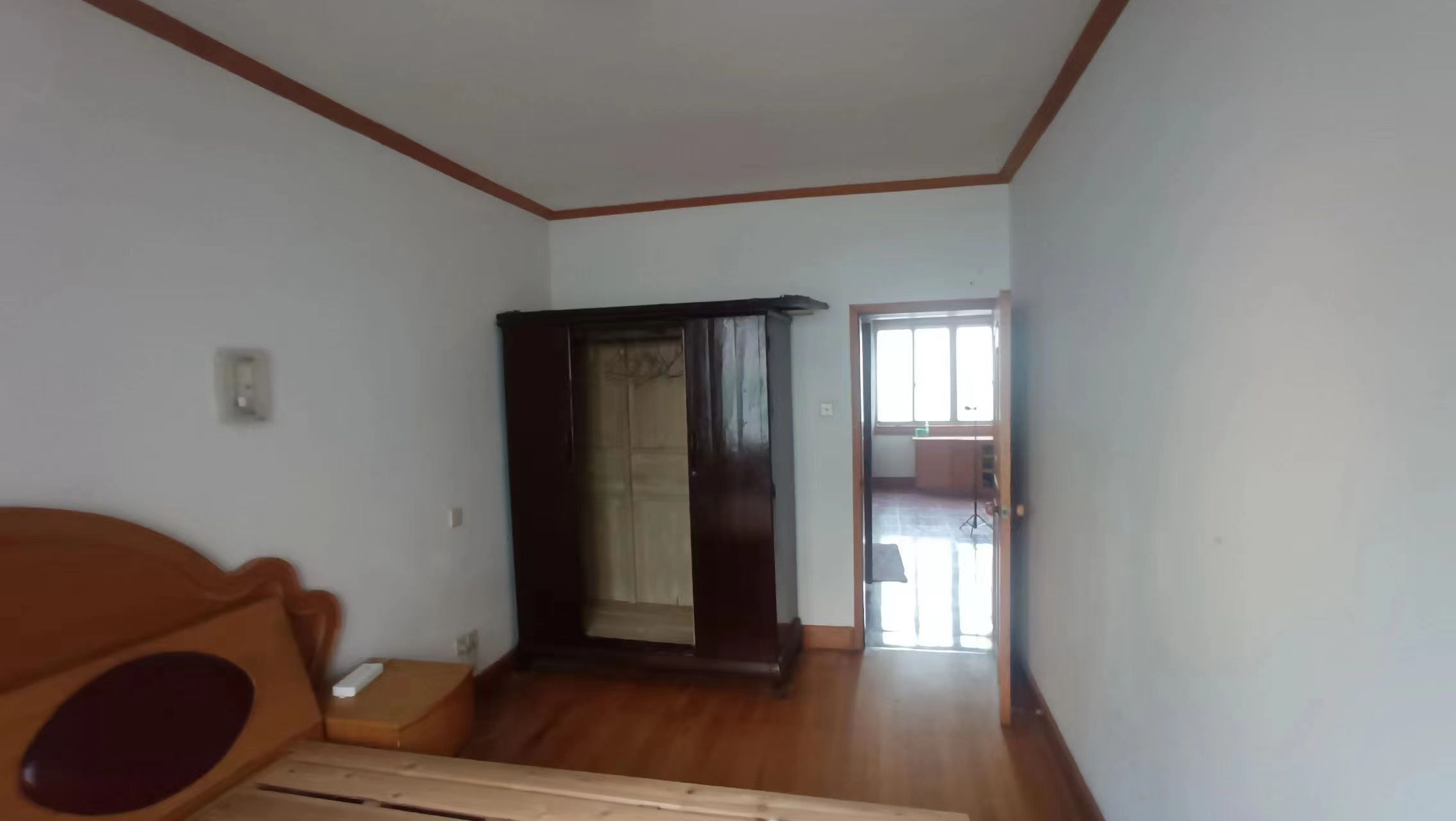 光明东村一期 3室2厅1卫 120m&sup2;